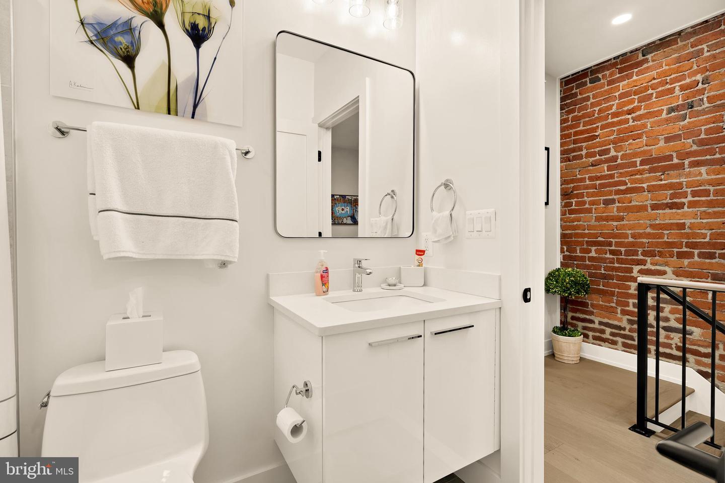 1746 LANIER PL NW #3, WASHINGTON, District Of Columbia 20009, 3 Bedrooms Bedrooms, ,2 BathroomsBathrooms,Residential,For sale,1746 LANIER PL NW #3,DCDC2222412 MLS # DCDC2222412