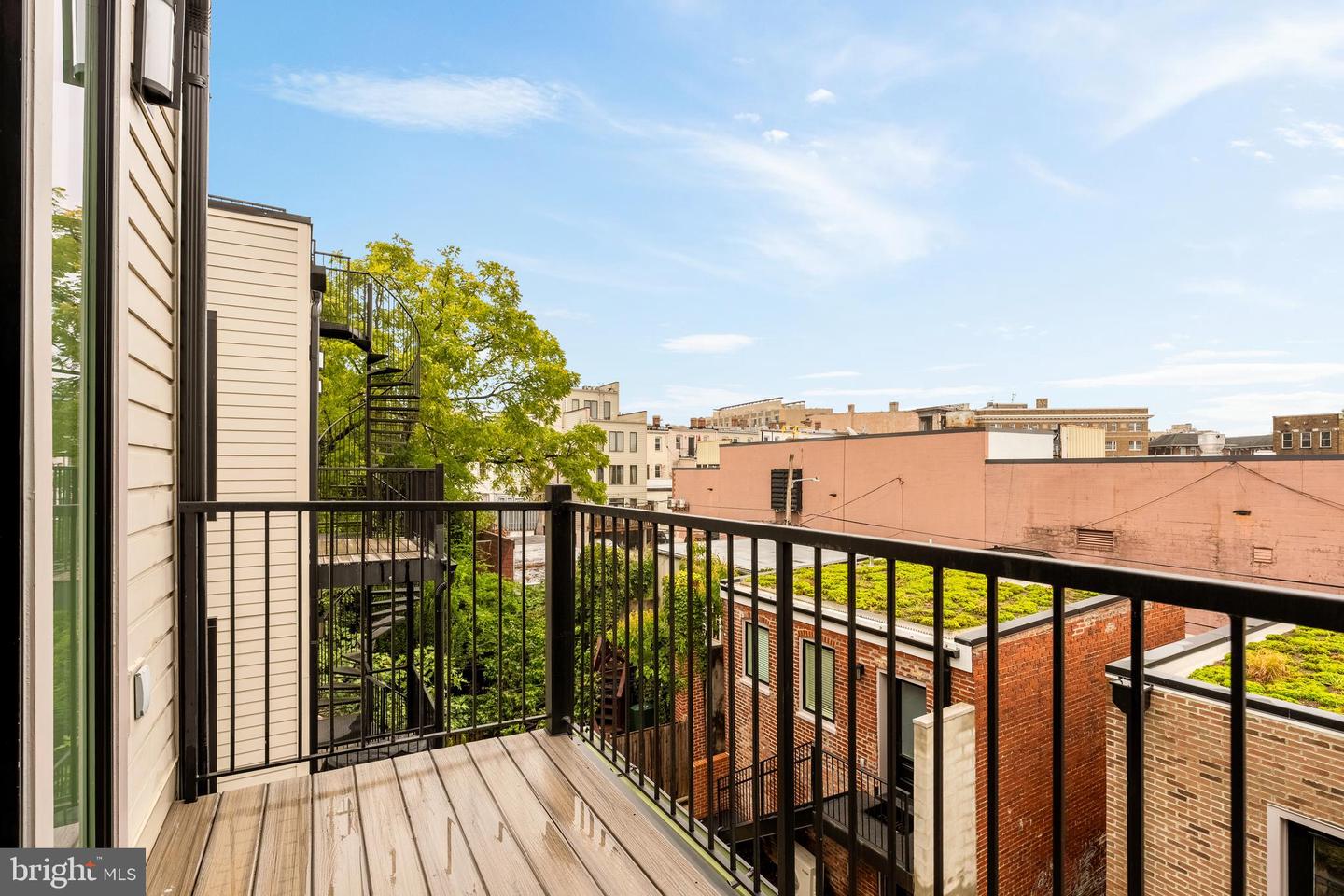 1746 LANIER PL NW #3, WASHINGTON, District Of Columbia 20009, 3 Bedrooms Bedrooms, ,2 BathroomsBathrooms,Residential,For sale,1746 LANIER PL NW #3,DCDC2222412 MLS # DCDC2222412