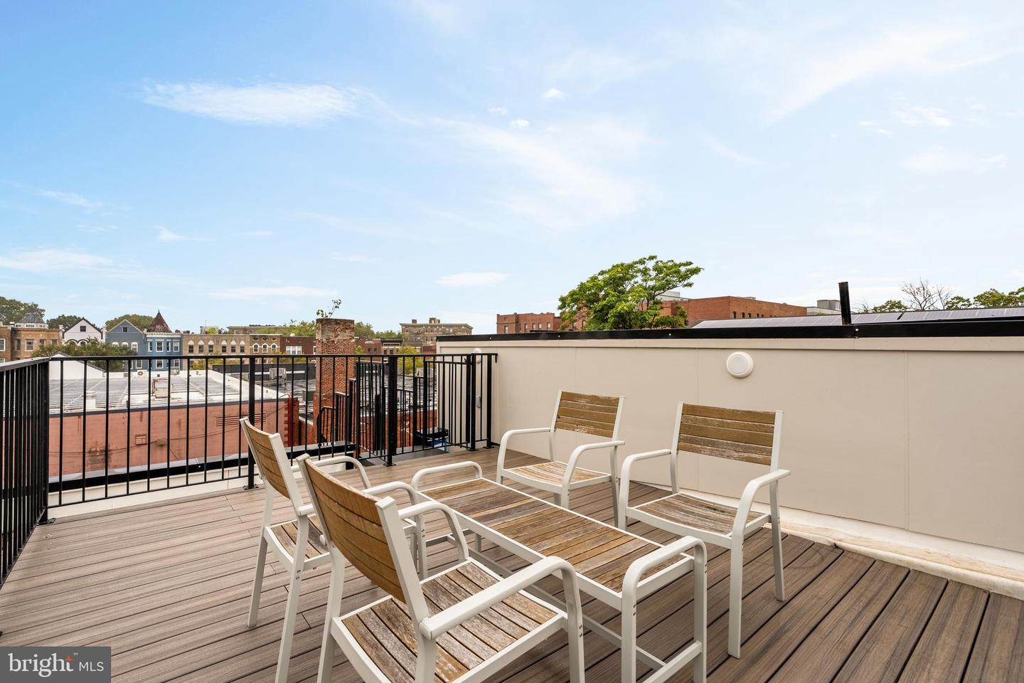 1746 LANIER PL NW #3, WASHINGTON, District Of Columbia 20009, 3 Bedrooms Bedrooms, ,2 BathroomsBathrooms,Residential,For sale,1746 LANIER PL NW #3,DCDC2222412 MLS # DCDC2222412