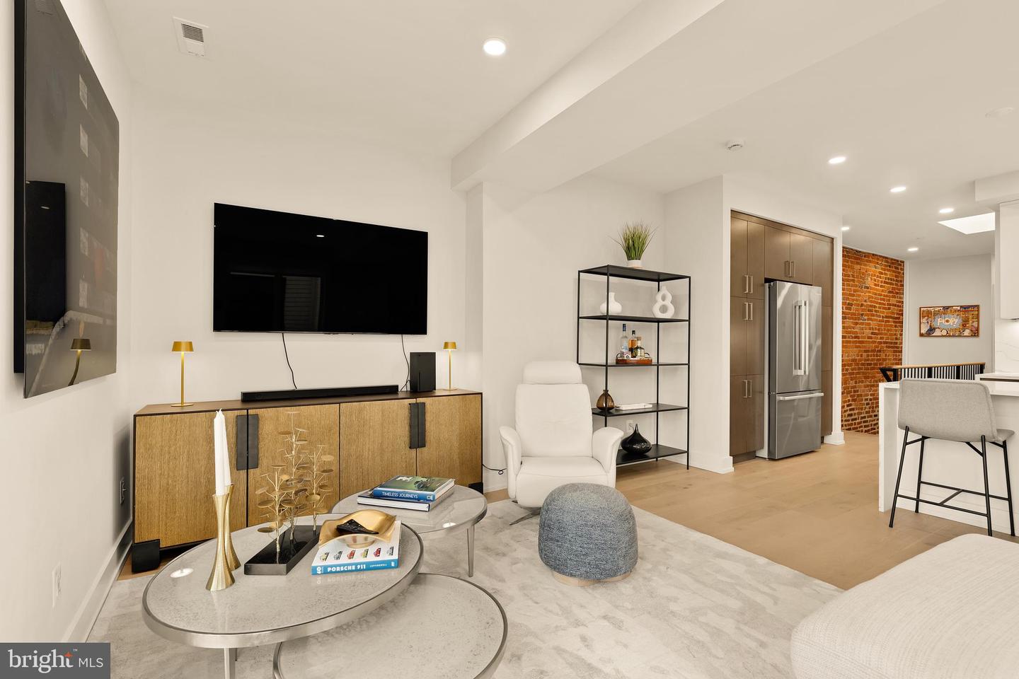 1746 LANIER PL NW #3, WASHINGTON, District Of Columbia 20009, 3 Bedrooms Bedrooms, ,2 BathroomsBathrooms,Residential,For sale,1746 LANIER PL NW #3,DCDC2222412 MLS # DCDC2222412