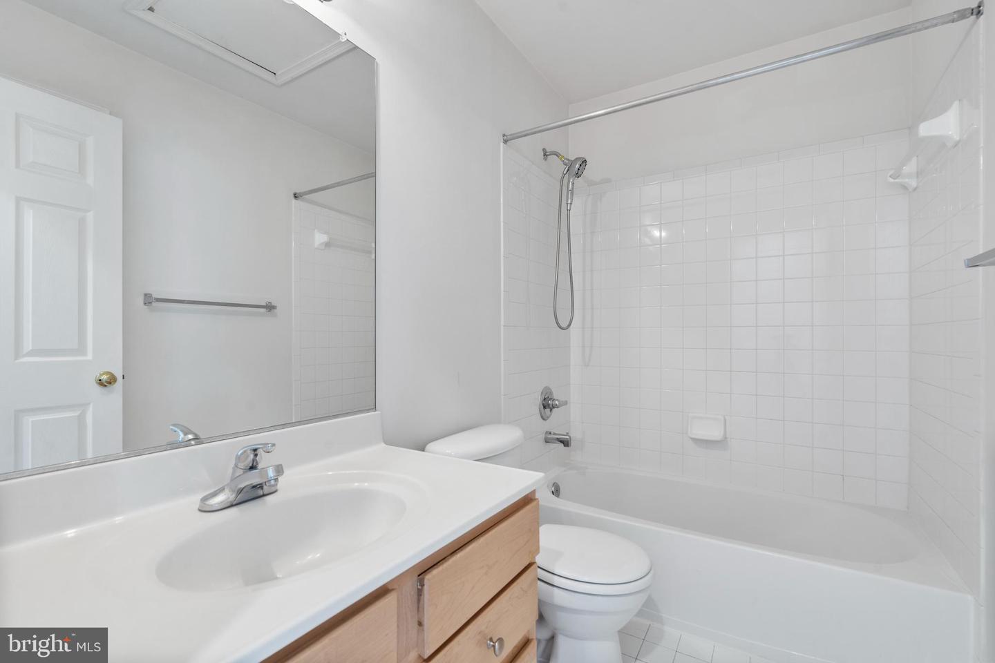 200 CHESTERBROOK CT, STAFFORD, Virginia 22554, 4 Bedrooms Bedrooms, ,3 BathroomsBathrooms,Residential,For sale,200 CHESTERBROOK CT,VAST2042698 MLS # VAST2042698
