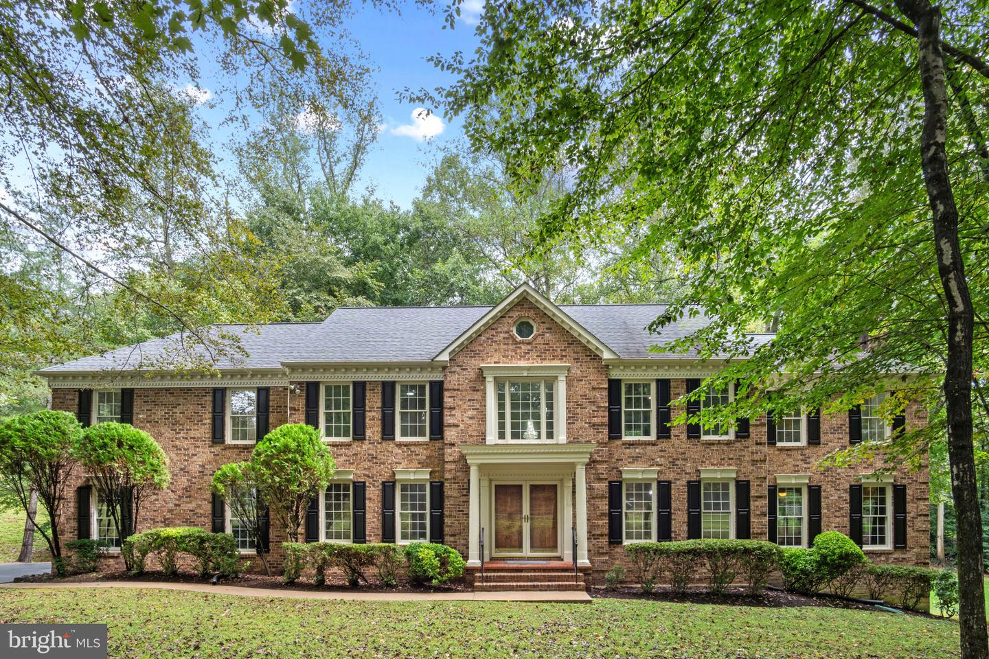 10201 LEATHERLEAF CT, MANASSAS, Virginia 20111, 5 Bedrooms Bedrooms, ,5 BathroomsBathrooms,Residential,For sale,10201 LEATHERLEAF CT,VAPW2104264 MLS # VAPW2104264