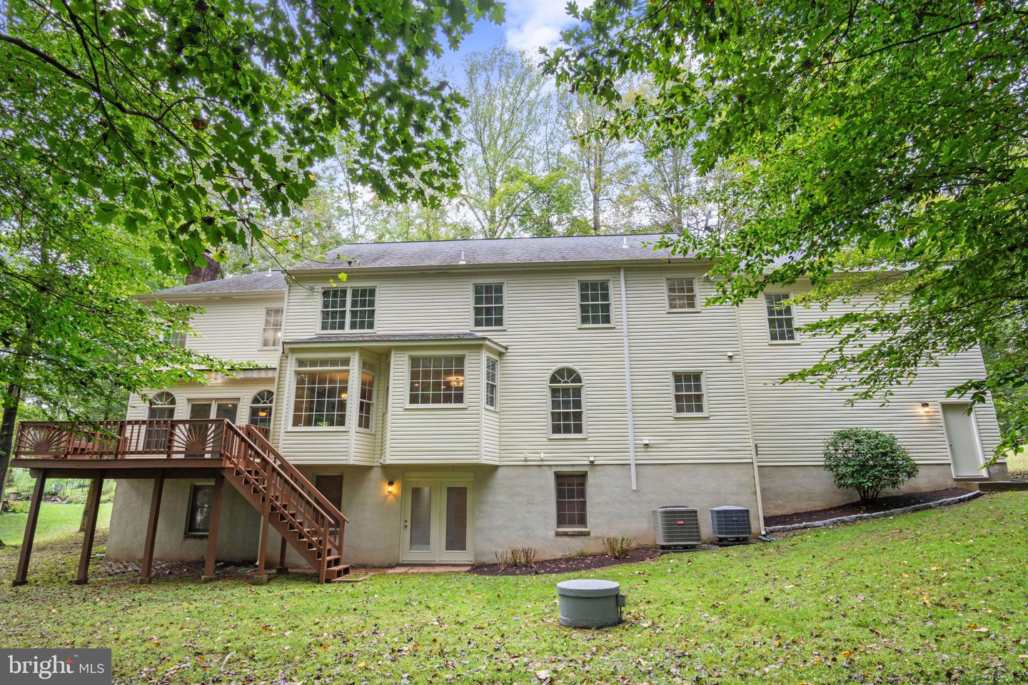 10201 LEATHERLEAF CT, MANASSAS, Virginia 20111, 5 Bedrooms Bedrooms, ,5 BathroomsBathrooms,Residential,For sale,10201 LEATHERLEAF CT,VAPW2104264 MLS # VAPW2104264