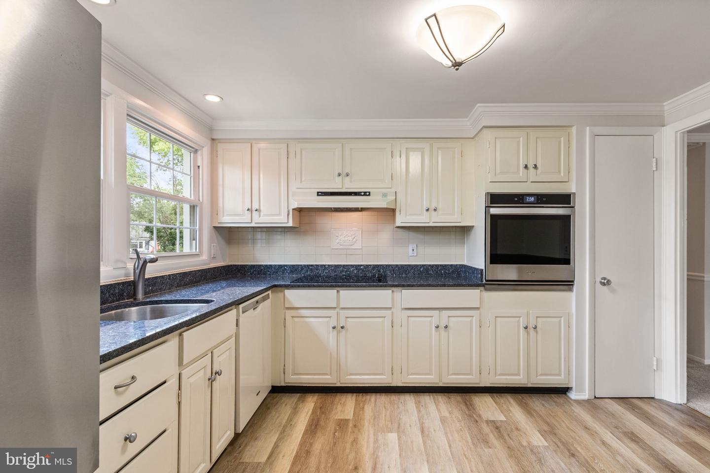 4208 MAYPORT LN, FAIRFAX, Virginia 22033, 4 Bedrooms Bedrooms, 13 Rooms Rooms,3 BathroomsBathrooms,Residential,For sale,4208 MAYPORT LN,VAFX2268172 MLS # VAFX2268172