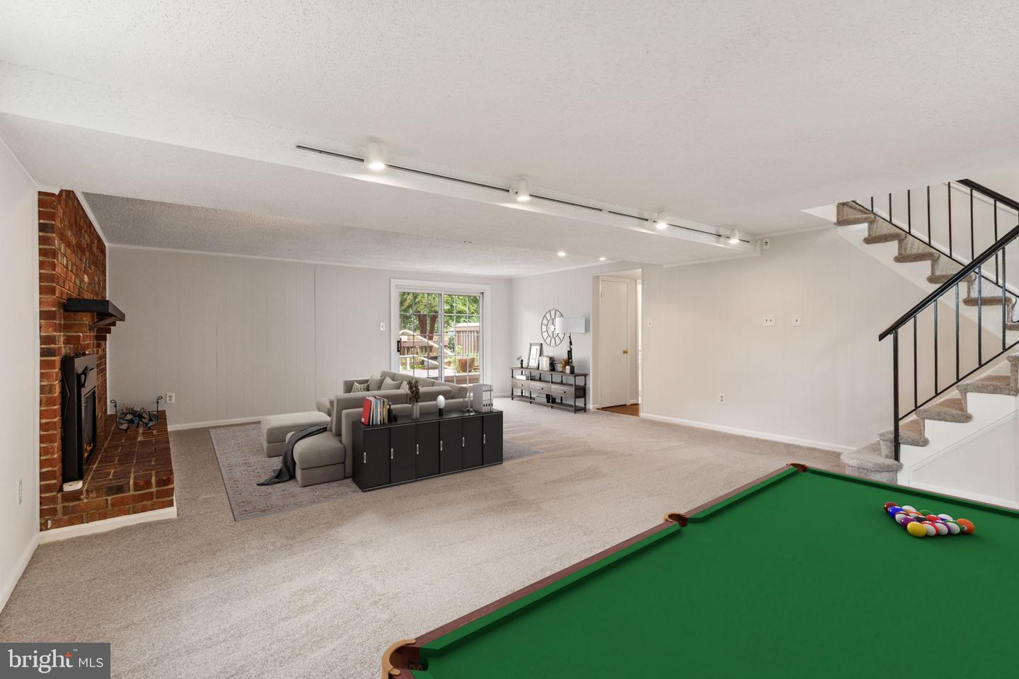 4208 MAYPORT LN, FAIRFAX, Virginia 22033, 4 Bedrooms Bedrooms, 13 Rooms Rooms,3 BathroomsBathrooms,Residential,For sale,4208 MAYPORT LN,VAFX2268172 MLS # VAFX2268172