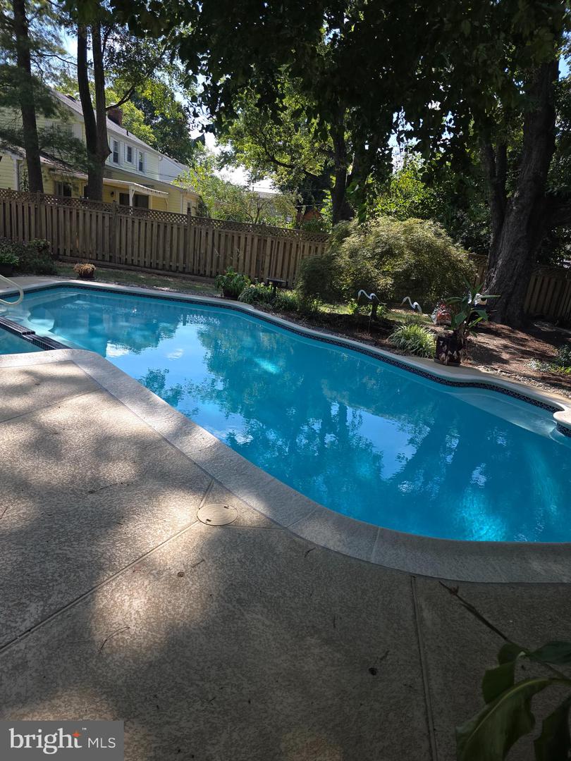 4208 MAYPORT LN, FAIRFAX, Virginia 22033, 4 Bedrooms Bedrooms, 13 Rooms Rooms,3 BathroomsBathrooms,Residential,For sale,4208 MAYPORT LN,VAFX2268172 MLS # VAFX2268172