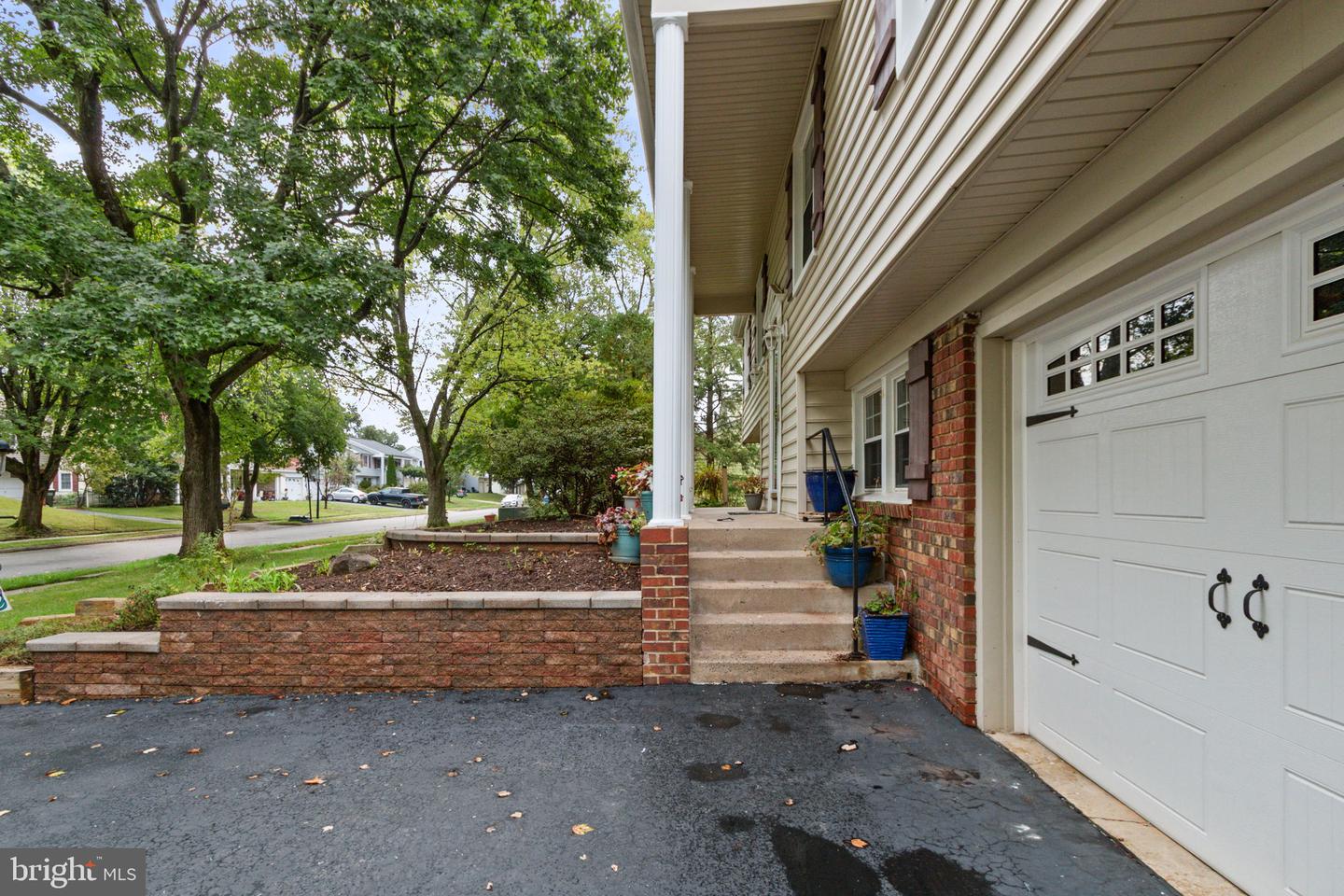4208 MAYPORT LN, FAIRFAX, Virginia 22033, 4 Bedrooms Bedrooms, 13 Rooms Rooms,3 BathroomsBathrooms,Residential,For sale,4208 MAYPORT LN,VAFX2268172 MLS # VAFX2268172