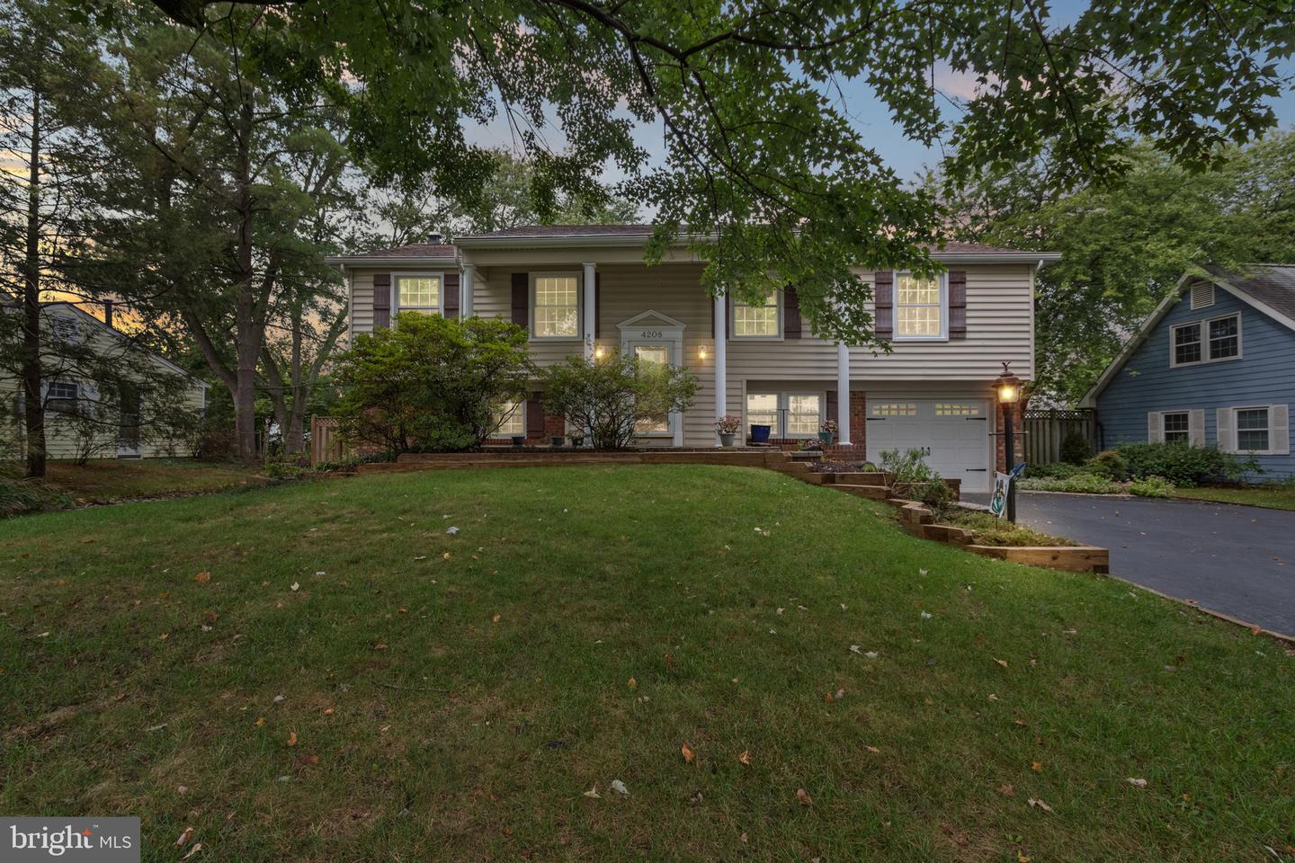 4208 MAYPORT LN, FAIRFAX, Virginia 22033, 4 Bedrooms Bedrooms, 13 Rooms Rooms,3 BathroomsBathrooms,Residential,For sale,4208 MAYPORT LN,VAFX2268172 MLS # VAFX2268172