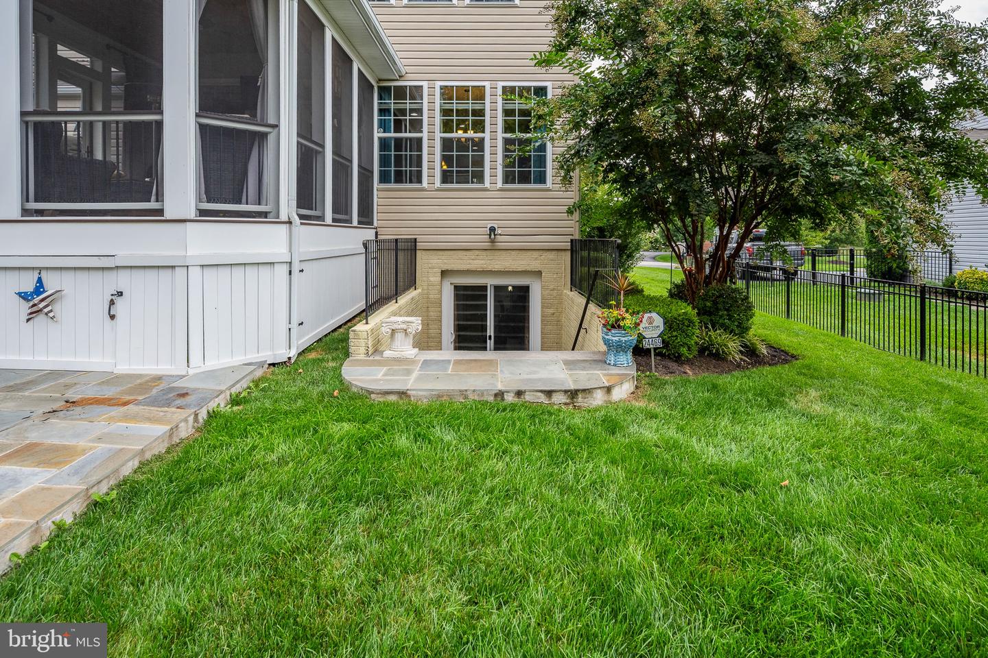 24469 ISLAND POOL CT, ALDIE, Virginia 20105, 5 Bedrooms Bedrooms, ,3 BathroomsBathrooms,Residential,For sale,24469 ISLAND POOL CT,VALO2107150 MLS # VALO2107150