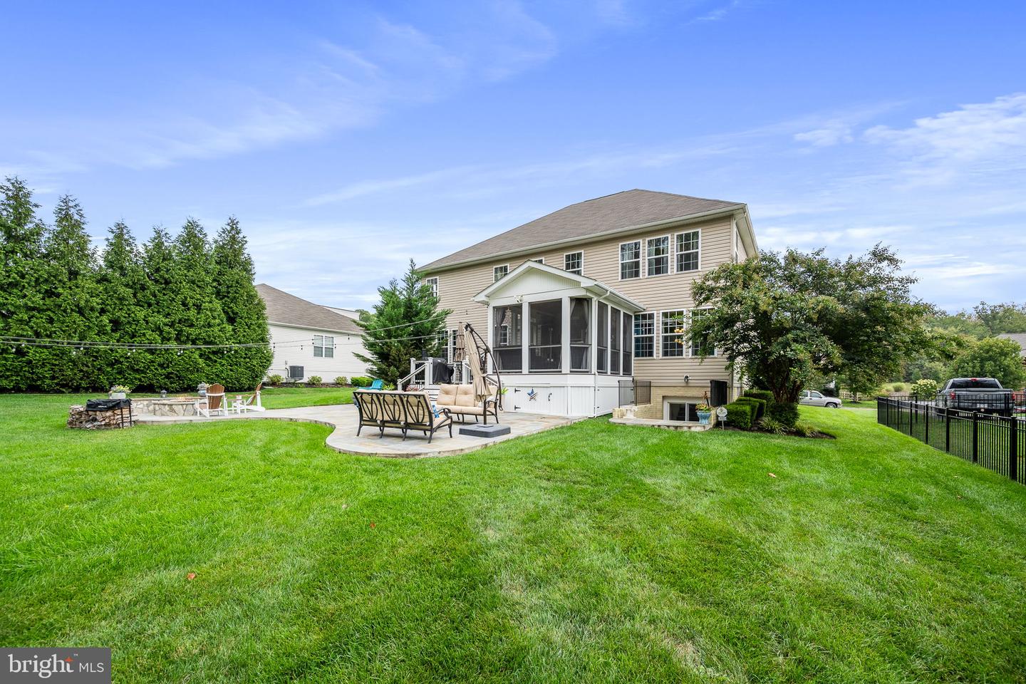 24469 ISLAND POOL CT, ALDIE, Virginia 20105, 5 Bedrooms Bedrooms, ,3 BathroomsBathrooms,Residential,For sale,24469 ISLAND POOL CT,VALO2107150 MLS # VALO2107150