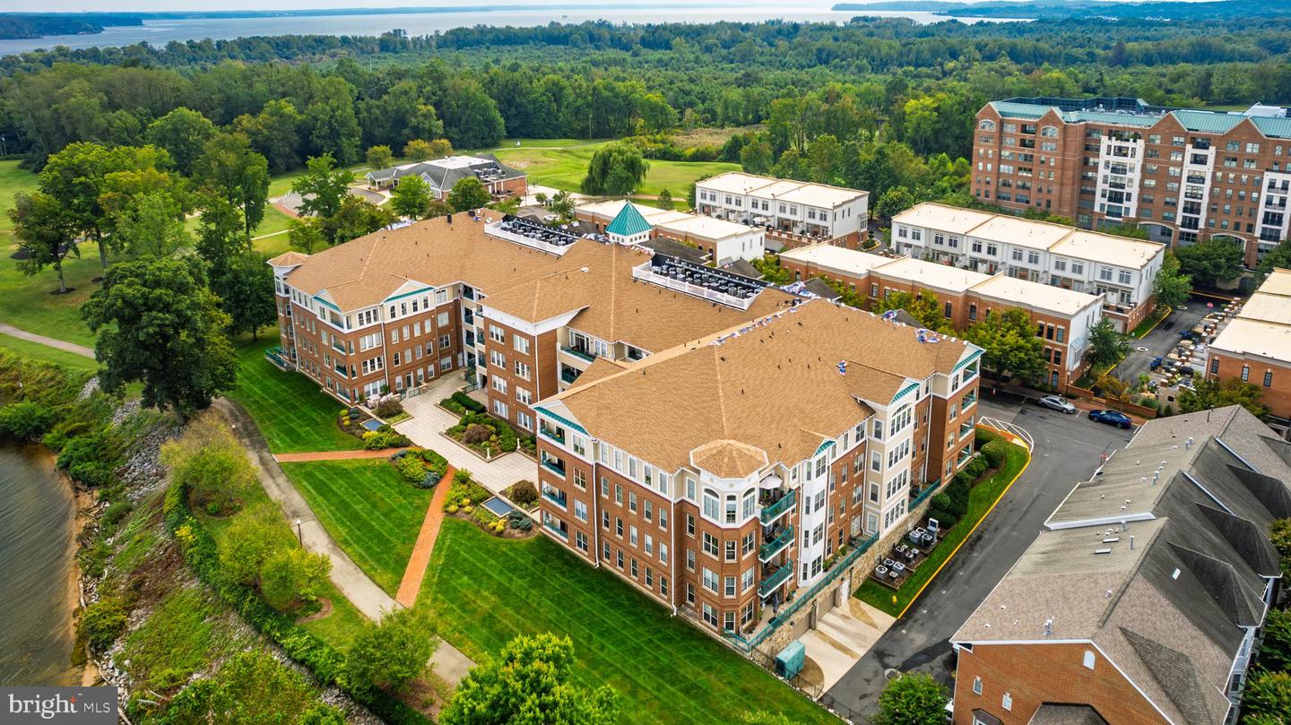 440 BELMONT BAY DR #307, WOODBRIDGE, Virginia 22191, 2 Bedrooms Bedrooms, ,2 BathroomsBathrooms,Residential,For sale,440 BELMONT BAY DR #307,VAPW2104432 MLS # VAPW2104432