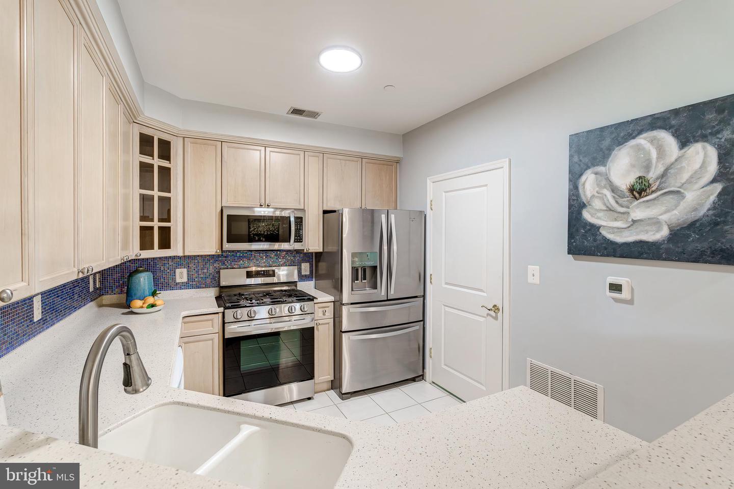 440 BELMONT BAY DR #307, WOODBRIDGE, Virginia 22191, 2 Bedrooms Bedrooms, ,2 BathroomsBathrooms,Residential,For sale,440 BELMONT BAY DR #307,VAPW2104432 MLS # VAPW2104432