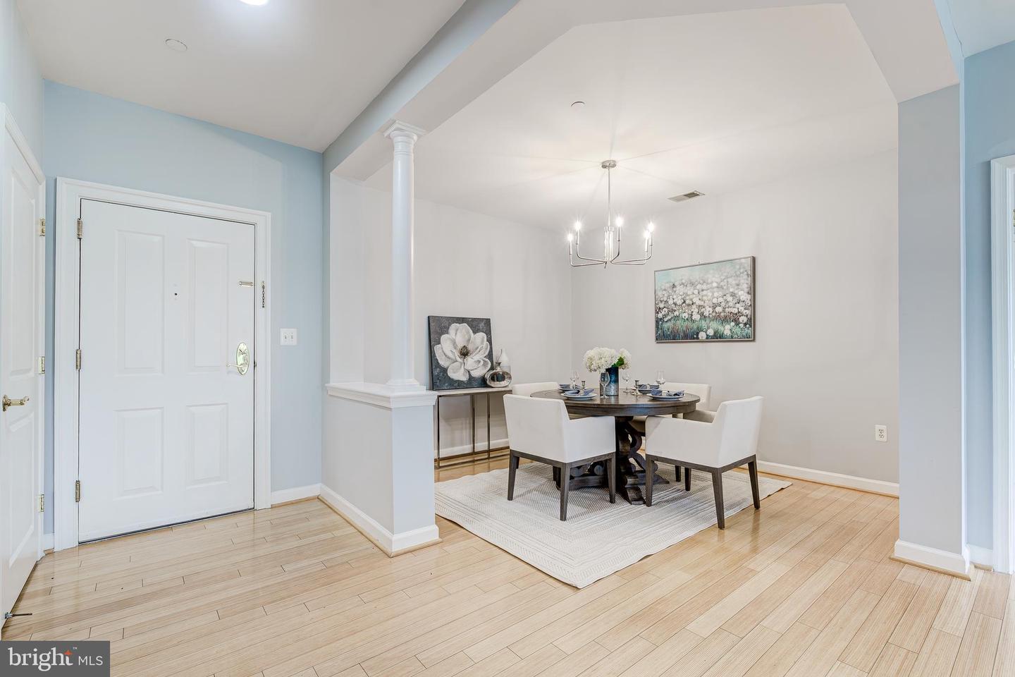 440 BELMONT BAY DR #307, WOODBRIDGE, Virginia 22191, 2 Bedrooms Bedrooms, ,2 BathroomsBathrooms,Residential,For sale,440 BELMONT BAY DR #307,VAPW2104432 MLS # VAPW2104432