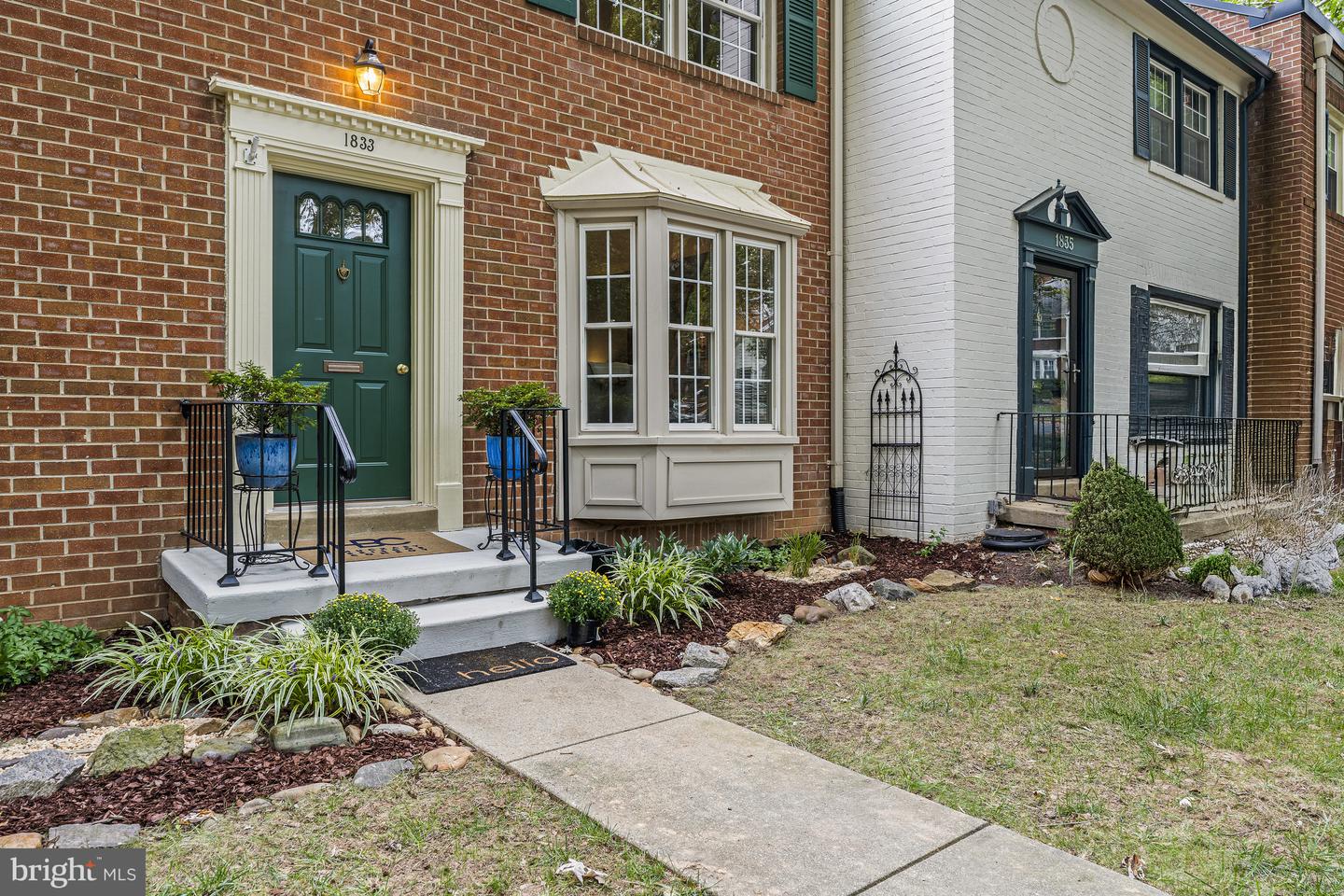 1833 WAINWRIGHT DR, RESTON, Virginia 20190, 4 Bedrooms Bedrooms, ,2 BathroomsBathrooms,Residential,For sale,1833 WAINWRIGHT DR,VAFX2268266 MLS # VAFX2268266