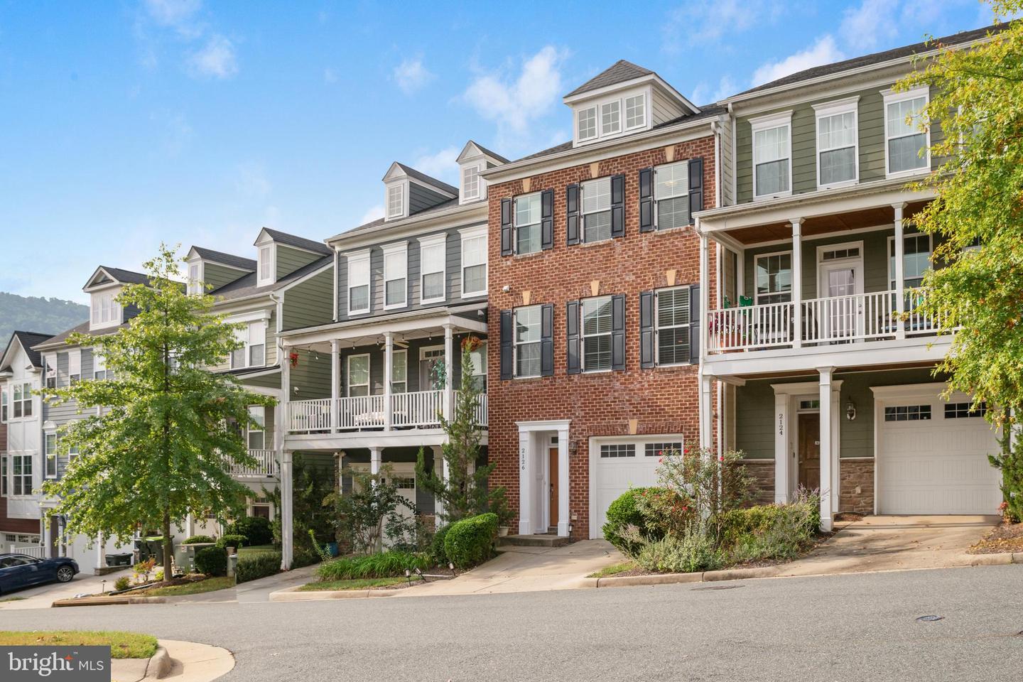 2126 AVINITY LOOP, CHARLOTTESVILLE, Virginia 22902, 3 Bedrooms Bedrooms, ,3 BathroomsBathrooms,Residential,For sale,2126 AVINITY LOOP,VAAB2001086 MLS # VAAB2001086