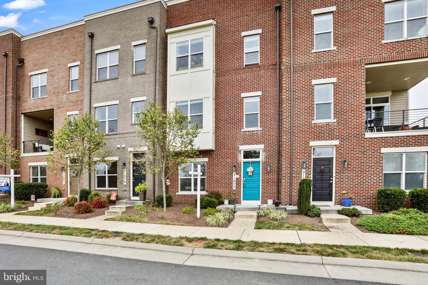21077 ASHBURN HEIGHTS DR, ASHBURN, Virginia 20148, 4 Bedrooms Bedrooms, ,3 BathroomsBathrooms,Residential,For sale,21077 ASHBURN HEIGHTS DR,VALO2107228 MLS # VALO2107228