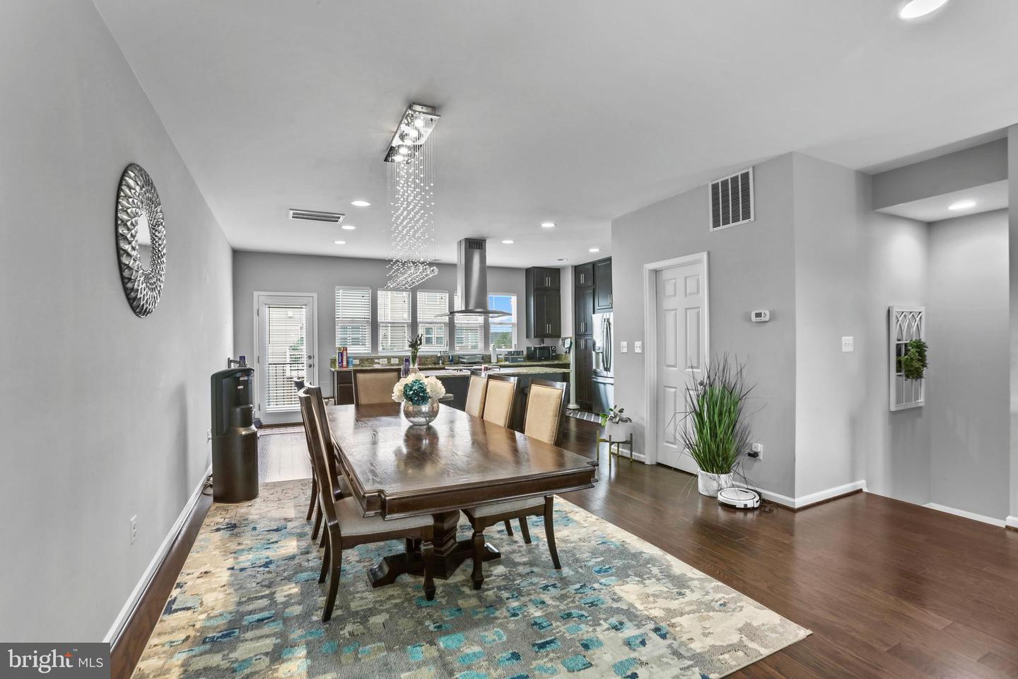 21077 ASHBURN HEIGHTS DR, ASHBURN, Virginia 20148, 4 Bedrooms Bedrooms, ,3 BathroomsBathrooms,Residential,For sale,21077 ASHBURN HEIGHTS DR,VALO2107228 MLS # VALO2107228