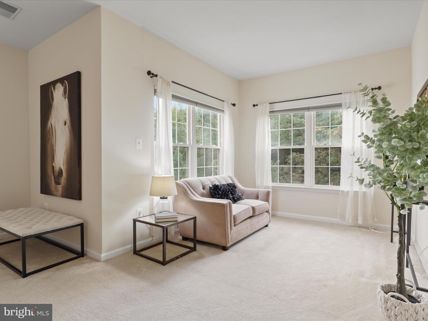 6865 ROLLING CREEK WAY, ALEXANDRIA, Virginia 22315, 3 Bedrooms Bedrooms, 7 Rooms Rooms,3 BathroomsBathrooms,Residential,For sale,6865 ROLLING CREEK WAY,VAFX2268498 MLS # VAFX2268498