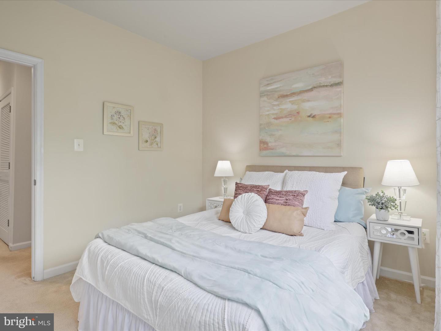 6865 ROLLING CREEK WAY, ALEXANDRIA, Virginia 22315, 3 Bedrooms Bedrooms, 7 Rooms Rooms,3 BathroomsBathrooms,Residential,For sale,6865 ROLLING CREEK WAY,VAFX2268498 MLS # VAFX2268498