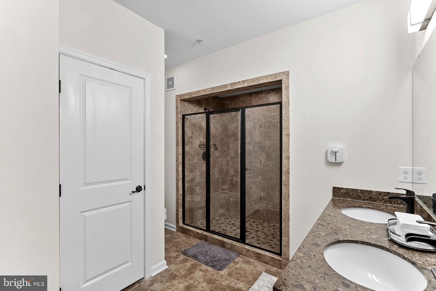 7510 BRUNSON CIR, GAINESVILLE, Virginia 20155, 3 Bedrooms Bedrooms, ,2 BathroomsBathrooms,Residential,For sale,7510 BRUNSON CIR,VAPW2104462 MLS # VAPW2104462