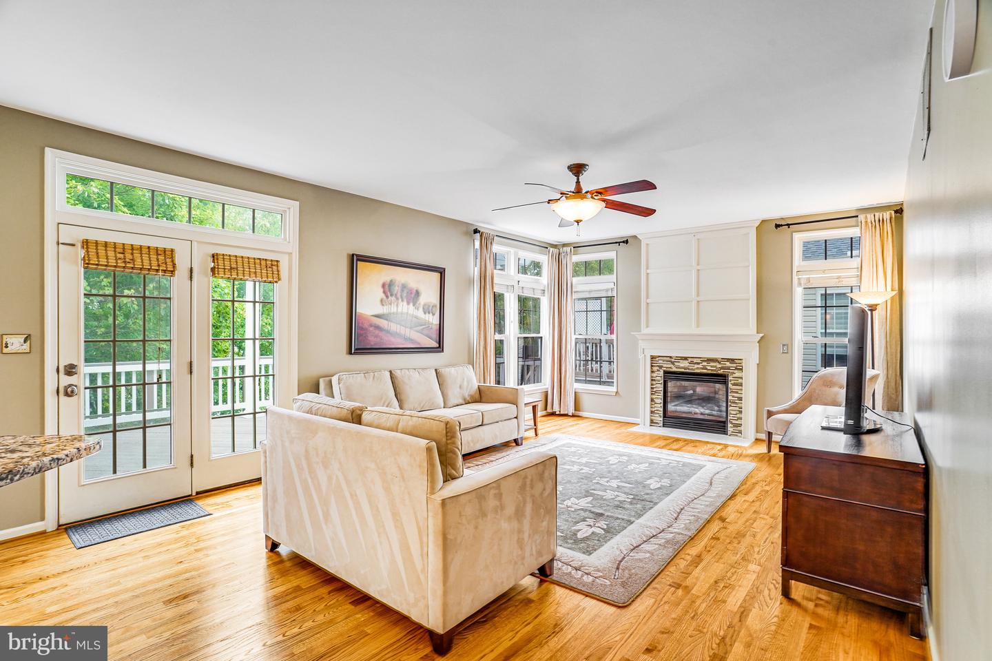 8152 TILLINGHAST LN, GAINESVILLE, Virginia 20155, 4 Bedrooms Bedrooms, 17 Rooms Rooms,2 BathroomsBathrooms,Residential,For sale,8152 TILLINGHAST LN,VAPW2104498 MLS # VAPW2104498