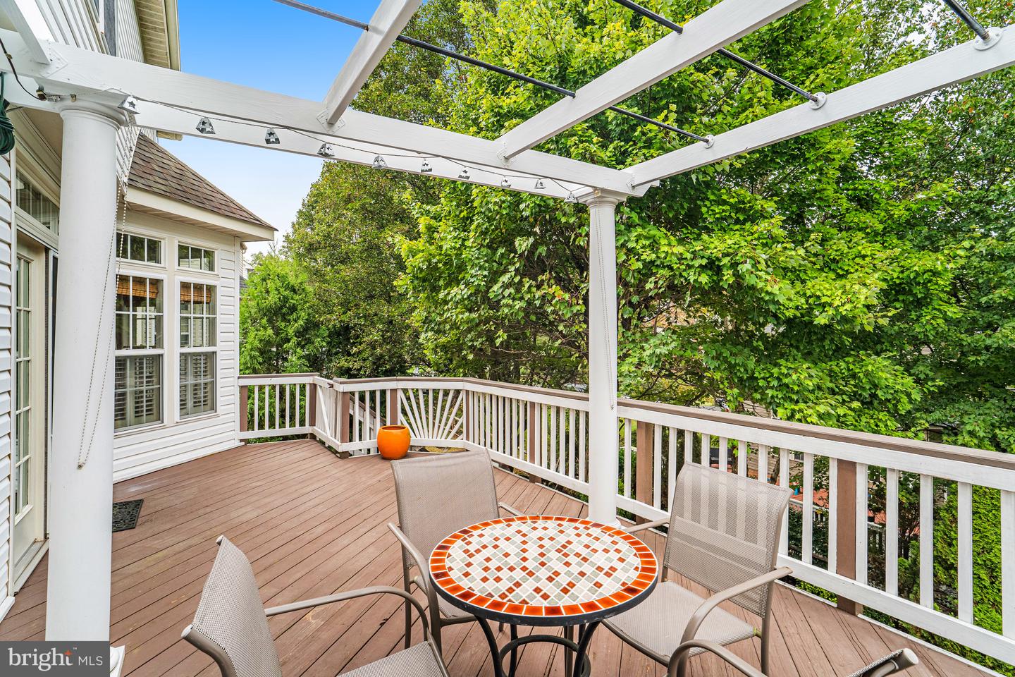 8152 TILLINGHAST LN, GAINESVILLE, Virginia 20155, 4 Bedrooms Bedrooms, 17 Rooms Rooms,2 BathroomsBathrooms,Residential,For sale,8152 TILLINGHAST LN,VAPW2104498 MLS # VAPW2104498