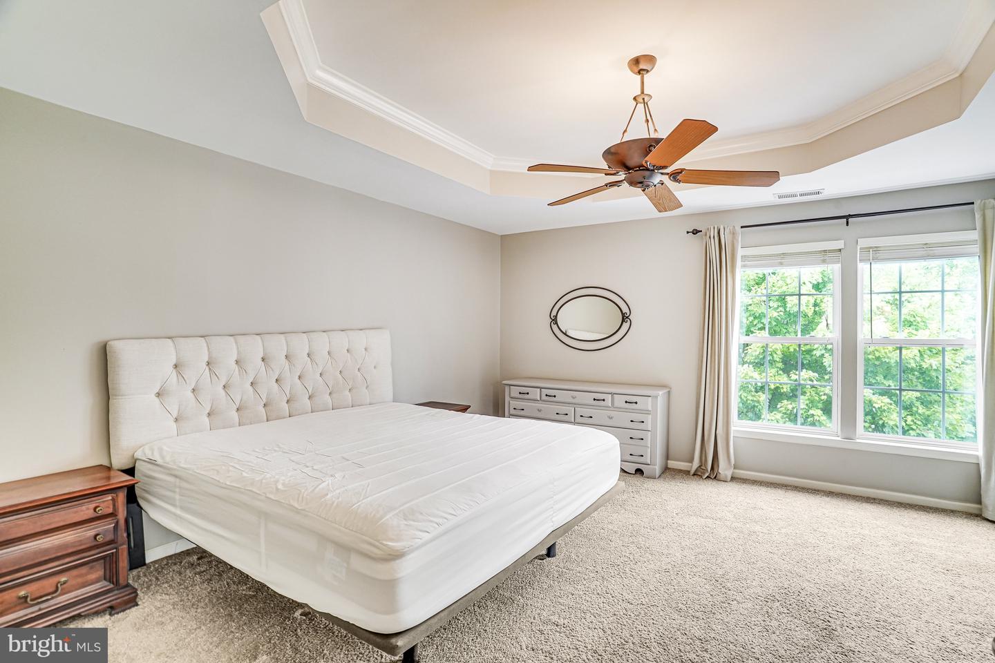 8152 TILLINGHAST LN, GAINESVILLE, Virginia 20155, 4 Bedrooms Bedrooms, 17 Rooms Rooms,2 BathroomsBathrooms,Residential,For sale,8152 TILLINGHAST LN,VAPW2104498 MLS # VAPW2104498