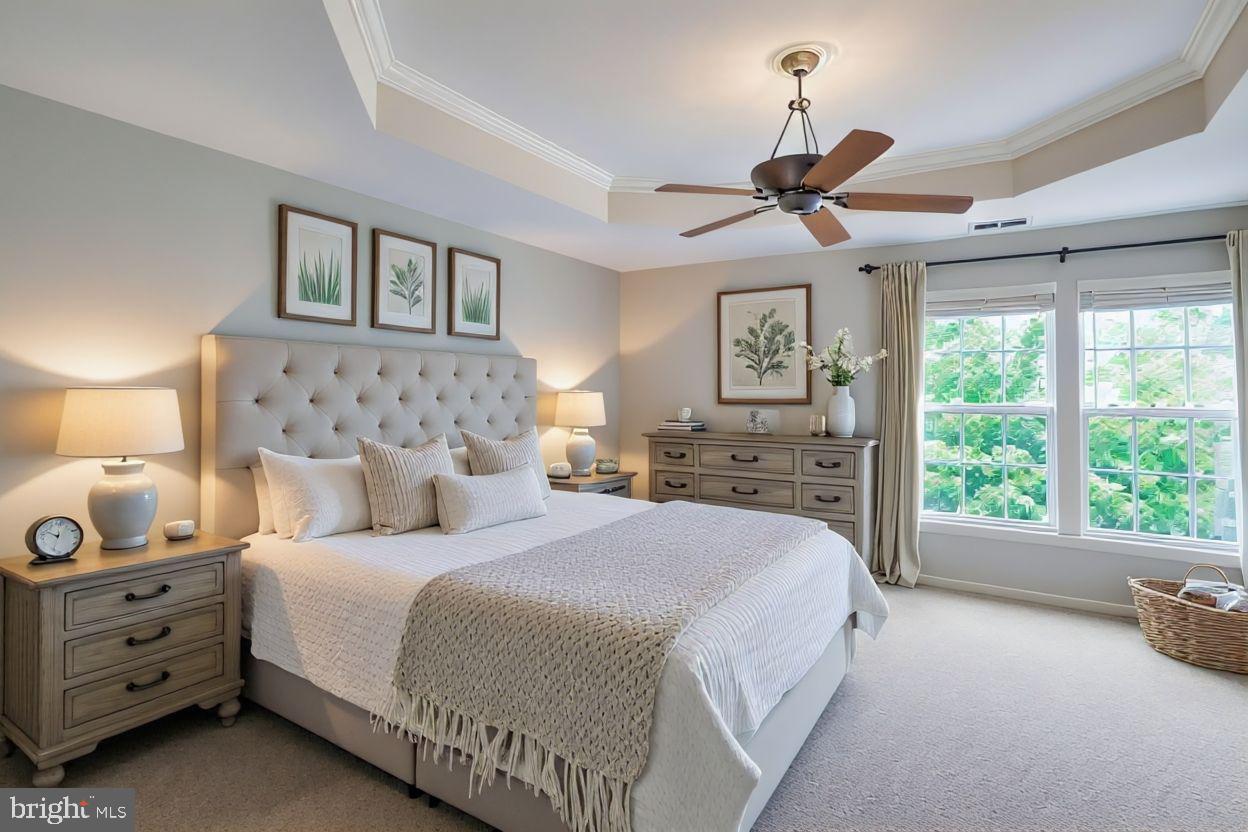 8152 TILLINGHAST LN, GAINESVILLE, Virginia 20155, 4 Bedrooms Bedrooms, 17 Rooms Rooms,2 BathroomsBathrooms,Residential,For sale,8152 TILLINGHAST LN,VAPW2104498 MLS # VAPW2104498