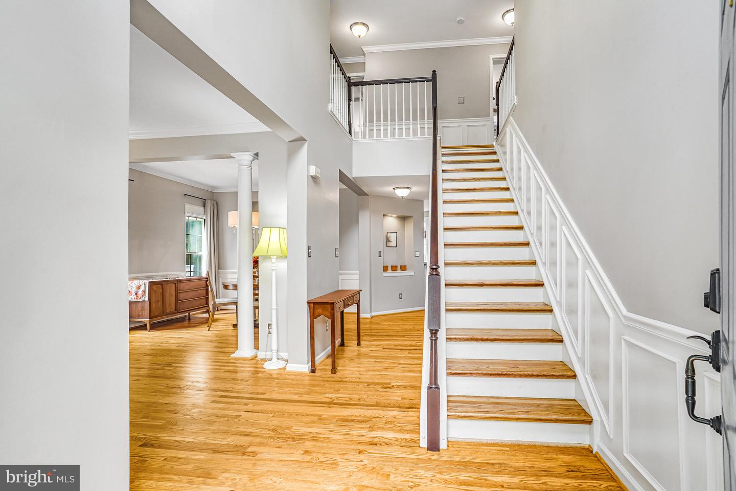 8152 TILLINGHAST LN, GAINESVILLE, Virginia 20155, 4 Bedrooms Bedrooms, 17 Rooms Rooms,2 BathroomsBathrooms,Residential,For sale,8152 TILLINGHAST LN,VAPW2104498 MLS # VAPW2104498