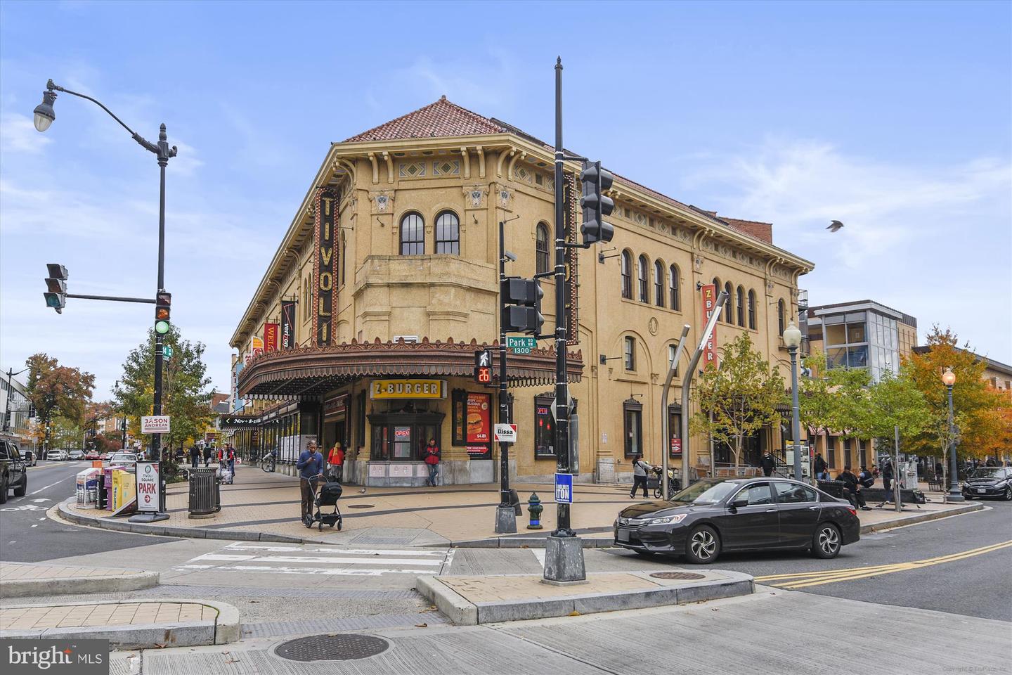 1128 COLUMBIA RD NW #1, WASHINGTON, District Of Columbia 20009, 2 Bedrooms Bedrooms, 11 Rooms Rooms,2 BathroomsBathrooms,Residential,For sale,1128 COLUMBIA RD NW #1,DCDC2223784 MLS # DCDC2223784