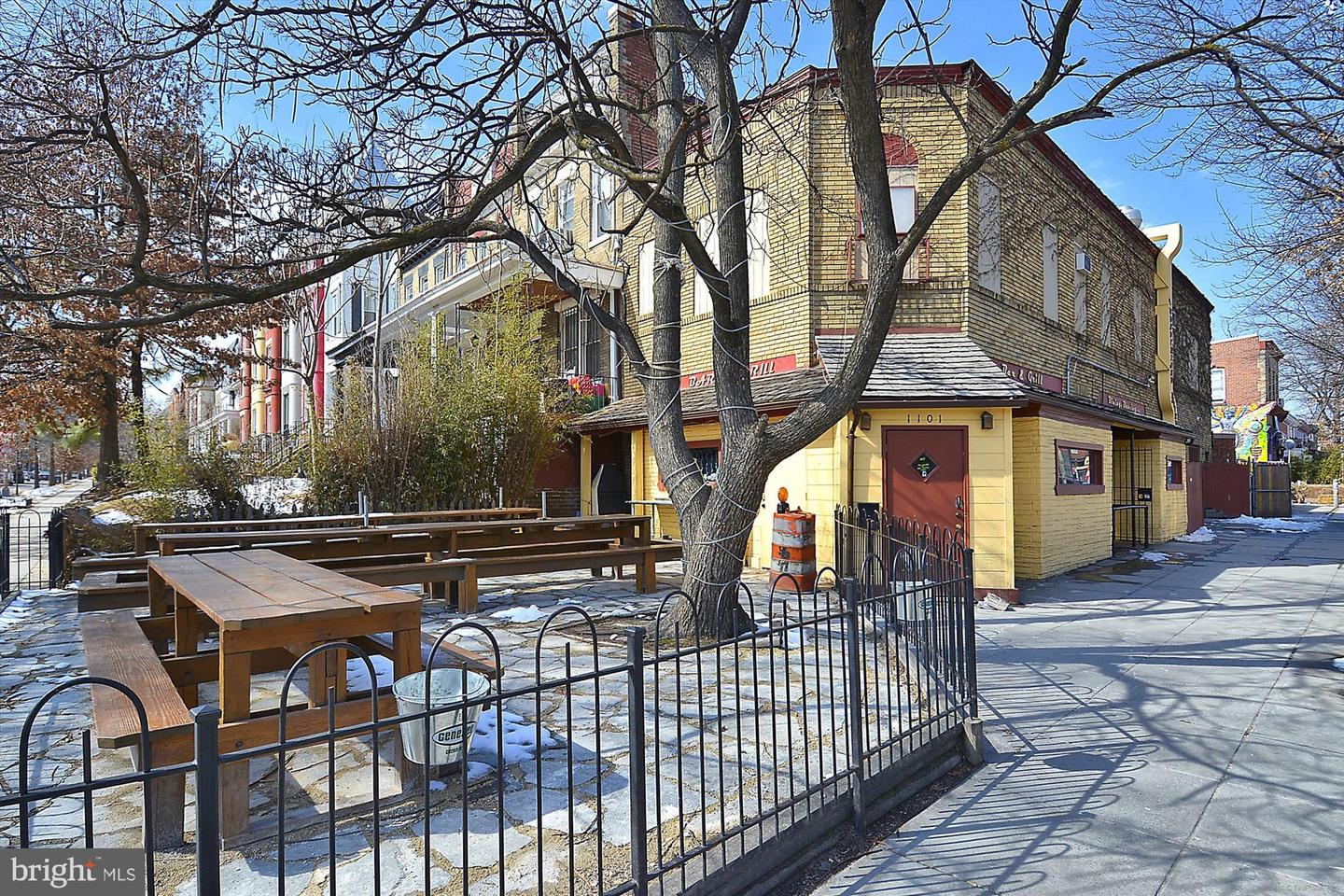 1128 COLUMBIA RD NW #1, WASHINGTON, District Of Columbia 20009, 2 Bedrooms Bedrooms, 11 Rooms Rooms,2 BathroomsBathrooms,Residential,For sale,1128 COLUMBIA RD NW #1,DCDC2223784 MLS # DCDC2223784