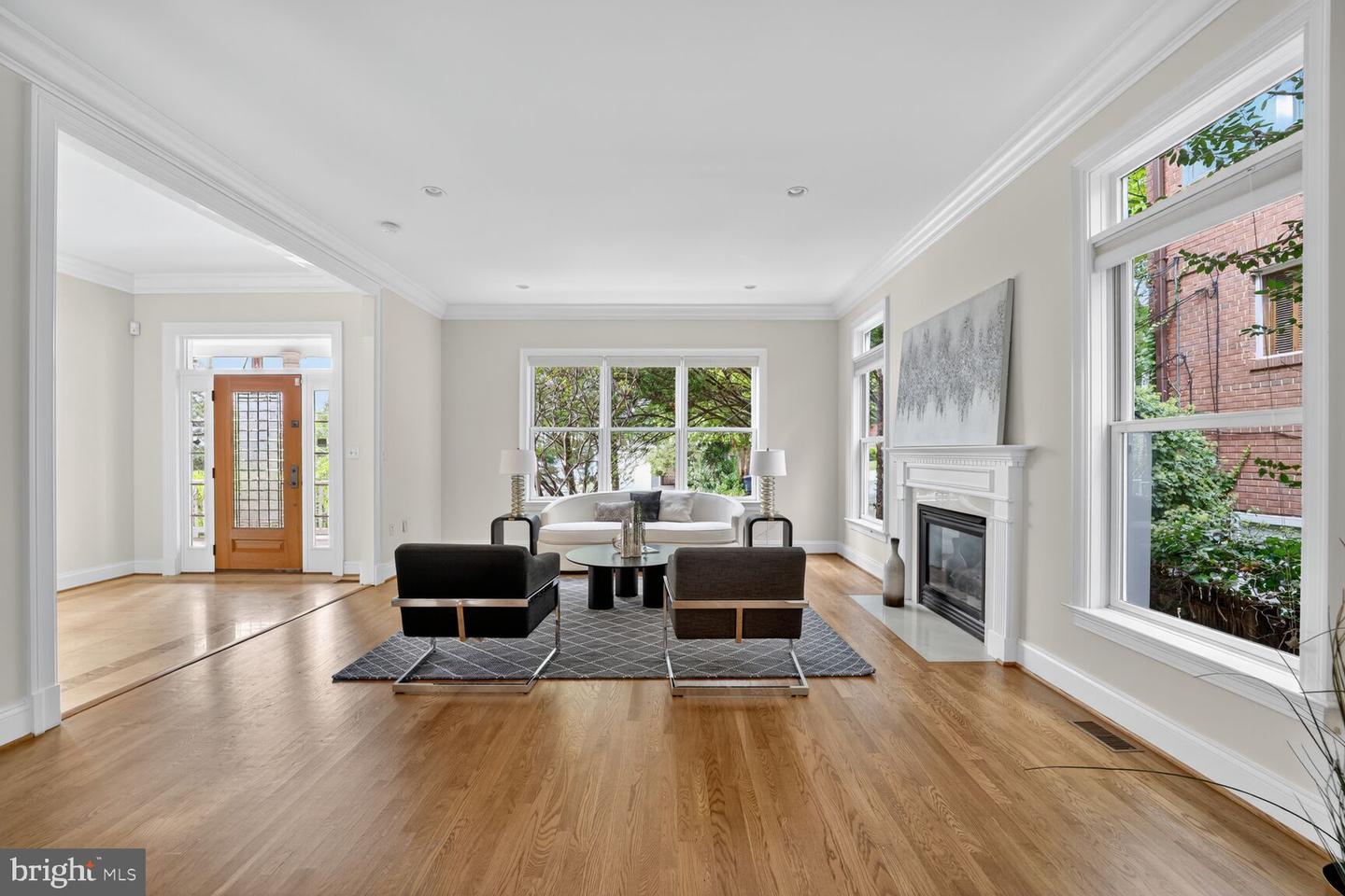 1829 47TH PL NW, WASHINGTON, District Of Columbia 20007, 6 Bedrooms Bedrooms, ,5 BathroomsBathrooms,Residential,For sale,1829 47TH PL NW,DCDC2223880 MLS # DCDC2223880