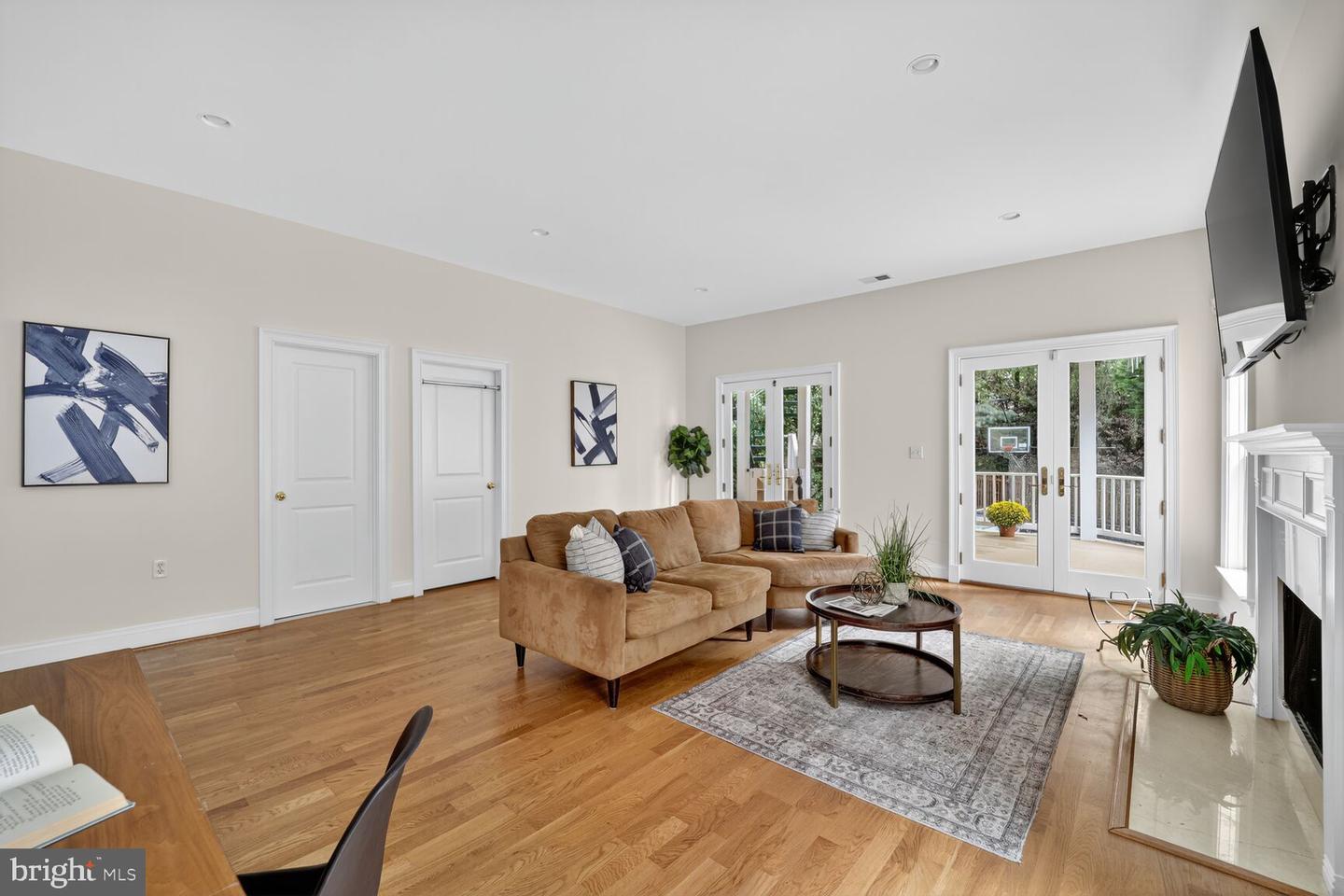 1829 47TH PL NW, WASHINGTON, District Of Columbia 20007, 6 Bedrooms Bedrooms, ,5 BathroomsBathrooms,Residential,For sale,1829 47TH PL NW,DCDC2223880 MLS # DCDC2223880