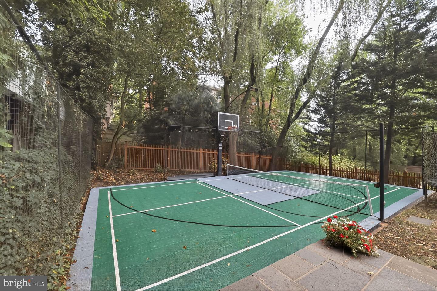 1829 47TH PL NW, WASHINGTON, District Of Columbia 20007, 6 Bedrooms Bedrooms, ,5 BathroomsBathrooms,Residential,For sale,1829 47TH PL NW,DCDC2223880 MLS # DCDC2223880