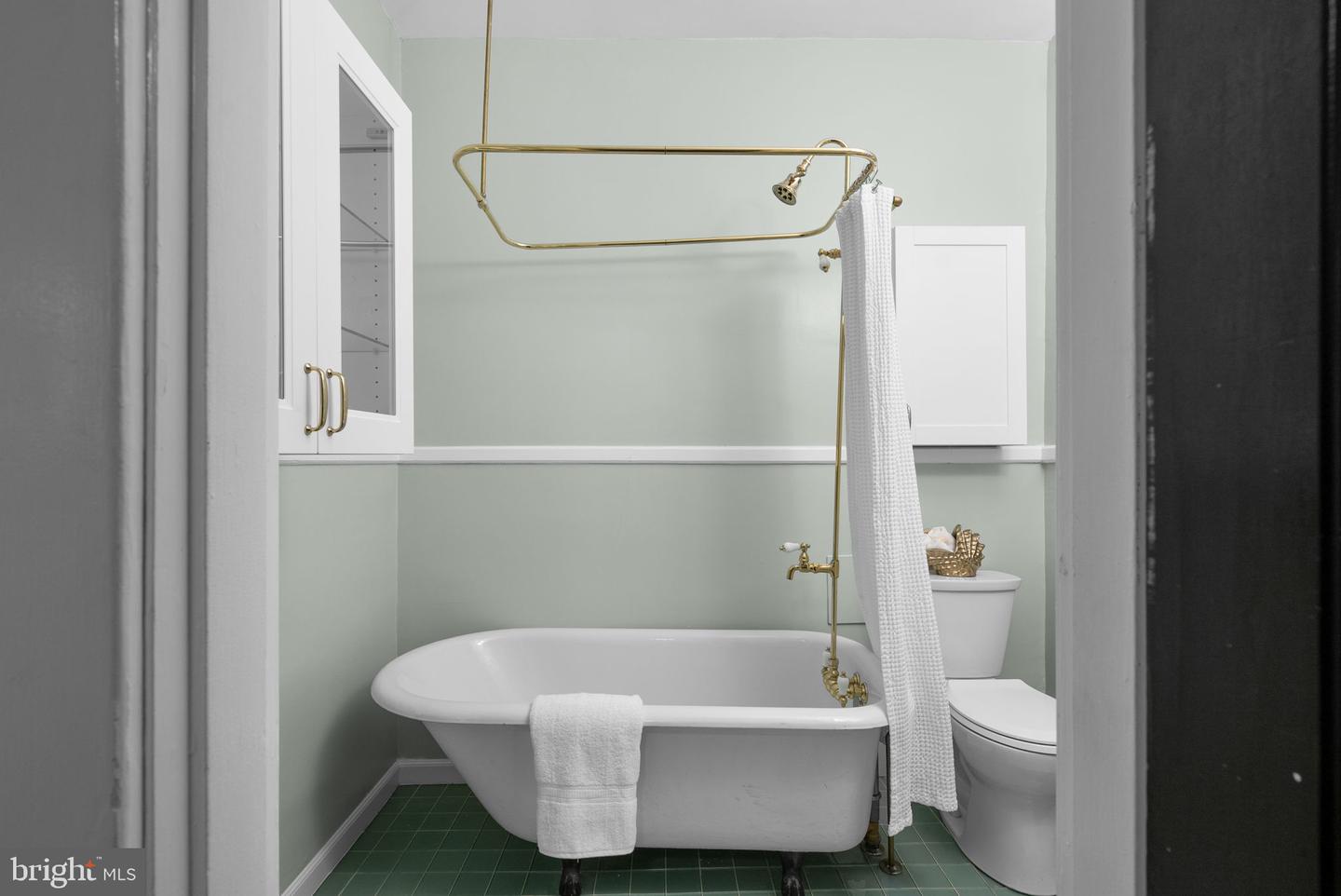 1705 LANIER PL NW #204, WASHINGTON, District Of Columbia 20009, 1 Bedroom Bedrooms, ,1 BathroomBathrooms,Residential,For sale,1705 LANIER PL NW #204,DCDC2223630 MLS # DCDC2223630 1705 LANIER PL NW #204, WASHINGTON, District Of Columbia 20009, 1 Bedroom Bedrooms, ,1 BathroomBathrooms,Residential,For sale,1705 LANIER PL NW #204,DCDC2223630 MLS # DCDC2223630