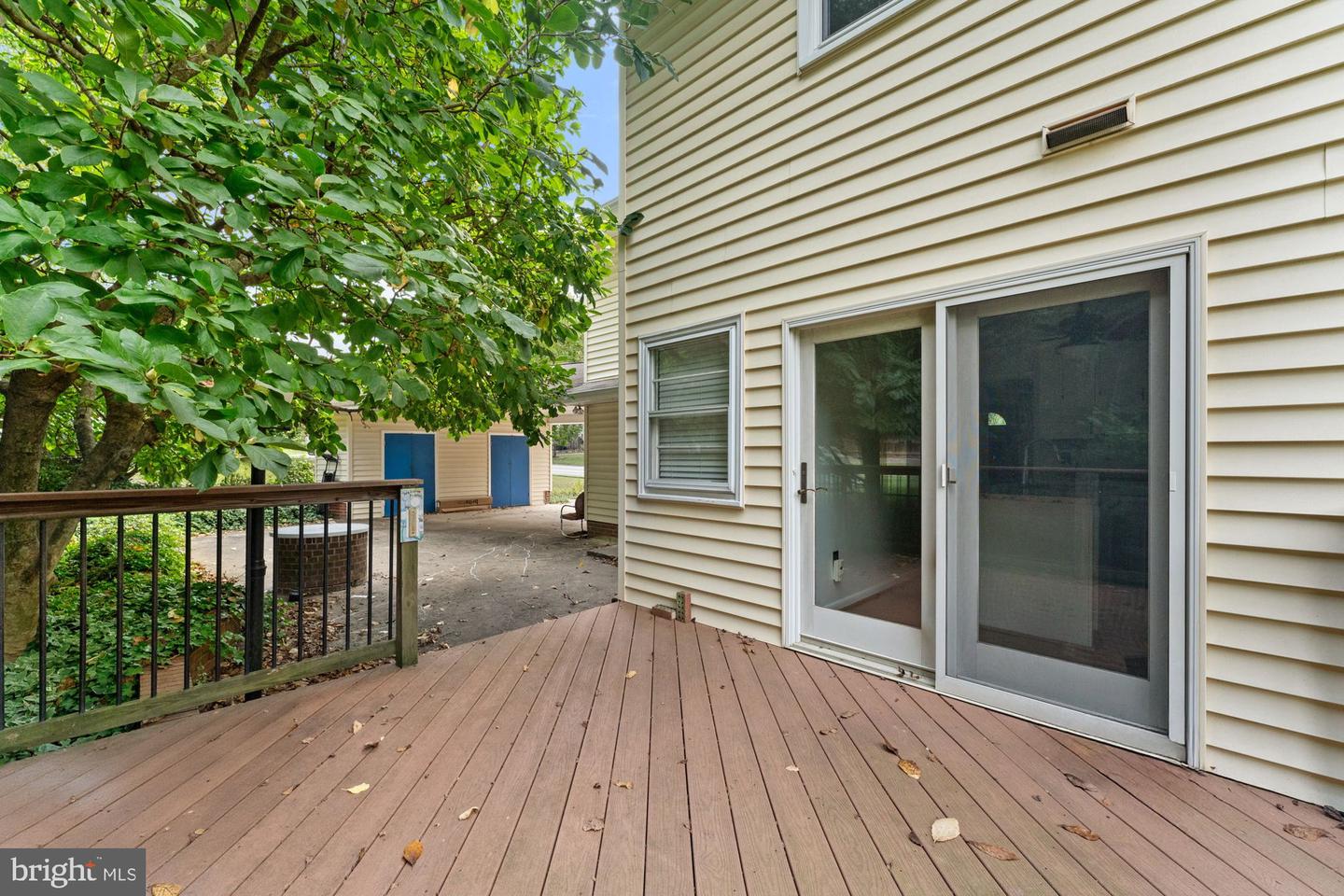 8612 COTTAGE ST SW, VIENNA, Virginia 22180, 4 Bedrooms Bedrooms, ,2 BathroomsBathrooms,Residential,For sale,8612 COTTAGE ST SW,VAFX2268630 MLS # VAFX2268630