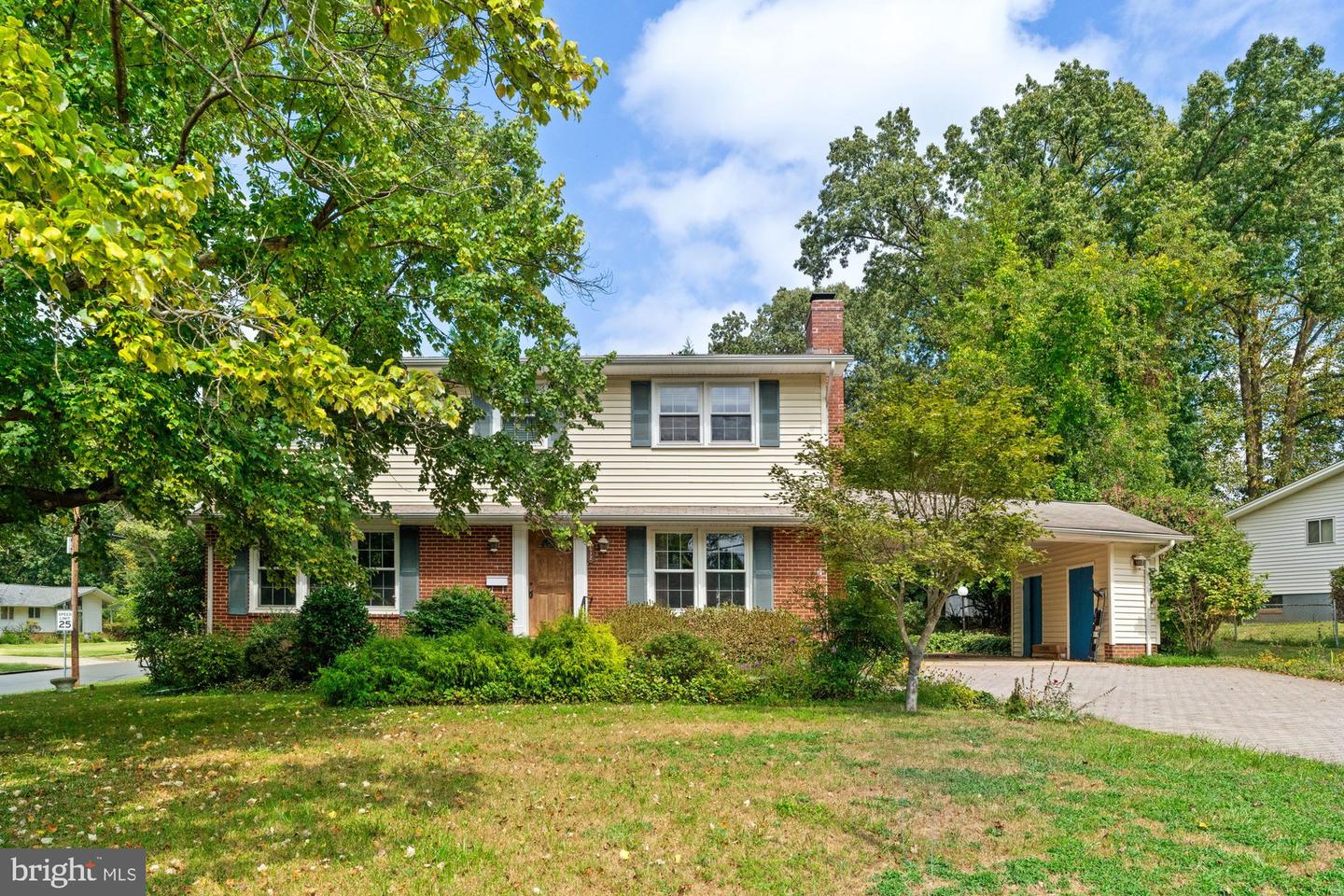 8612 COTTAGE ST SW, VIENNA, Virginia 22180, 4 Bedrooms Bedrooms, ,2 BathroomsBathrooms,Residential,For sale,8612 COTTAGE ST SW,VAFX2268630 MLS # VAFX2268630