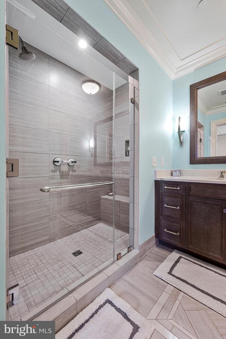 6900 FLEETWOOD RD #708, MCLEAN, Virginia 22101, 2 Bedrooms Bedrooms, ,2 BathroomsBathrooms,Residential,For sale,6900 FLEETWOOD RD #708,VAFX2268686 MLS # VAFX2268686