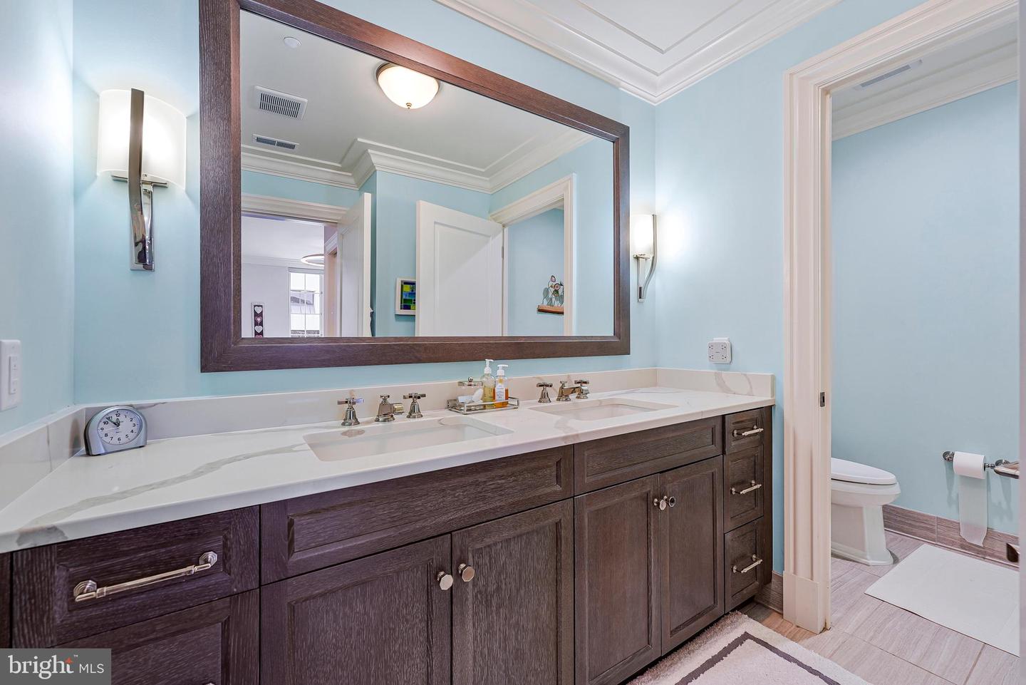 6900 FLEETWOOD RD #708, MCLEAN, Virginia 22101, 2 Bedrooms Bedrooms, ,2 BathroomsBathrooms,Residential,For sale,6900 FLEETWOOD RD #708,VAFX2268686 MLS # VAFX2268686