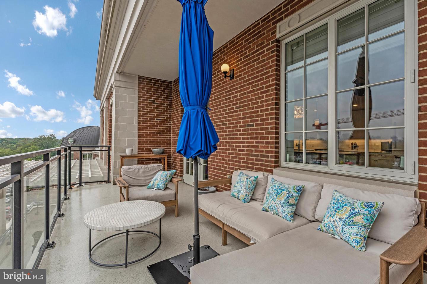 6900 FLEETWOOD RD #708, MCLEAN, Virginia 22101, 2 Bedrooms Bedrooms, ,2 BathroomsBathrooms,Residential,For sale,6900 FLEETWOOD RD #708,VAFX2268686 MLS # VAFX2268686
