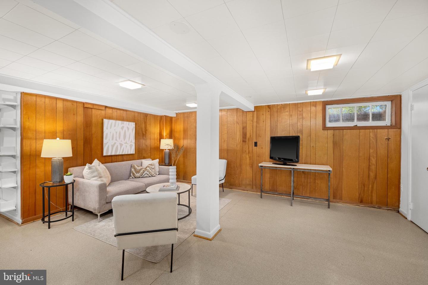 5410 NW 39TH ST NW, WASHINGTON, District Of Columbia 20015, 5 Bedrooms Bedrooms, ,4 BathroomsBathrooms,Residential,For sale,5410 NW 39TH ST NW,DCDC2223776 MLS # DCDC2223776