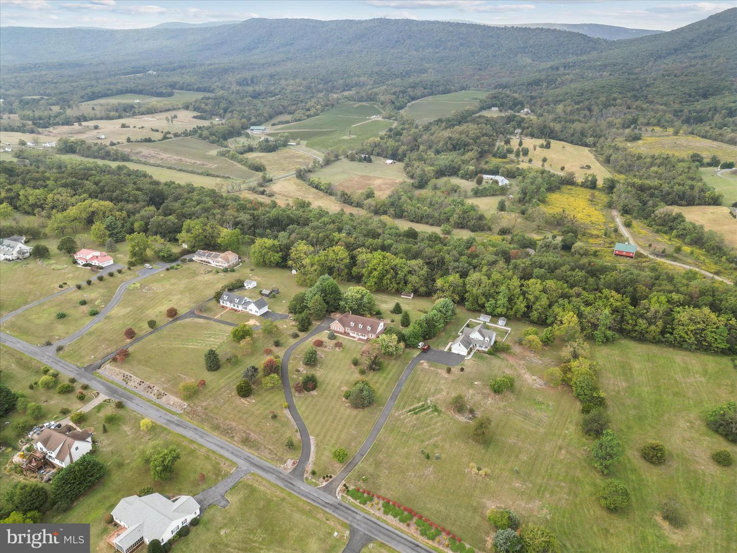 449 FAIRVIEW CIR, WOODSTOCK, Virginia 22664, 5 Bedrooms Bedrooms, 15 Rooms Rooms,3 BathroomsBathrooms,Residential,For sale,449 FAIRVIEW CIR,VASH2012610 MLS # VASH2012610
