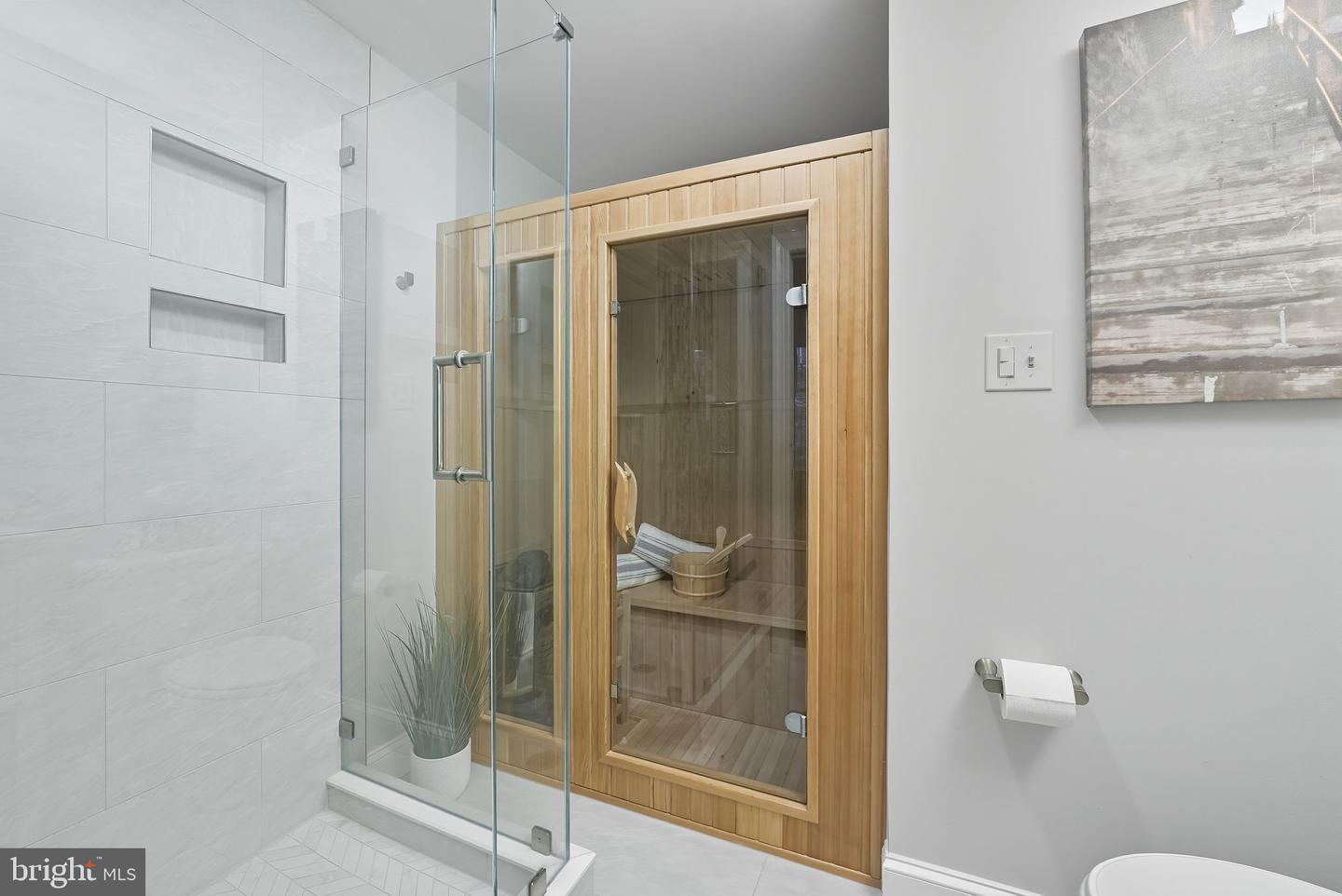 1044 N STAFFORD ST, ARLINGTON, Virginia 22201, 4 Bedrooms Bedrooms, ,3 BathroomsBathrooms,Residential,For sale,1044 N STAFFORD ST,VAAR2064090 MLS # VAAR2064090
