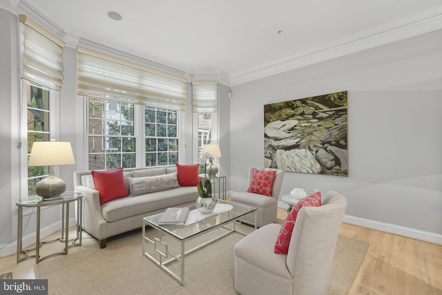 1044 N STAFFORD ST, ARLINGTON, Virginia 22201, 4 Bedrooms Bedrooms, ,3 BathroomsBathrooms,Residential,For sale,1044 N STAFFORD ST,VAAR2064090 MLS # VAAR2064090