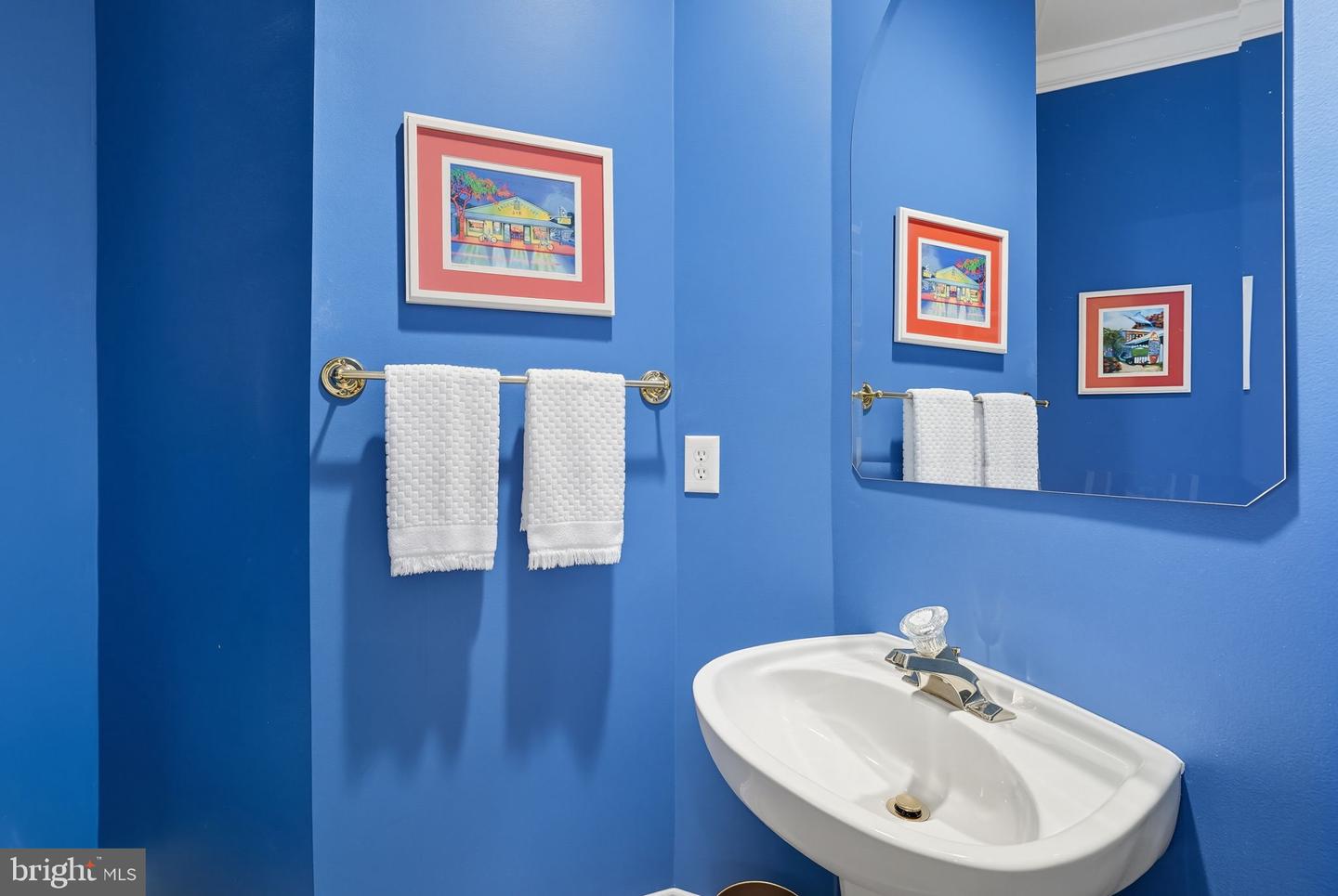 1044 N STAFFORD ST, ARLINGTON, Virginia 22201, 4 Bedrooms Bedrooms, ,3 BathroomsBathrooms,Residential,For sale,1044 N STAFFORD ST,VAAR2064090 MLS # VAAR2064090