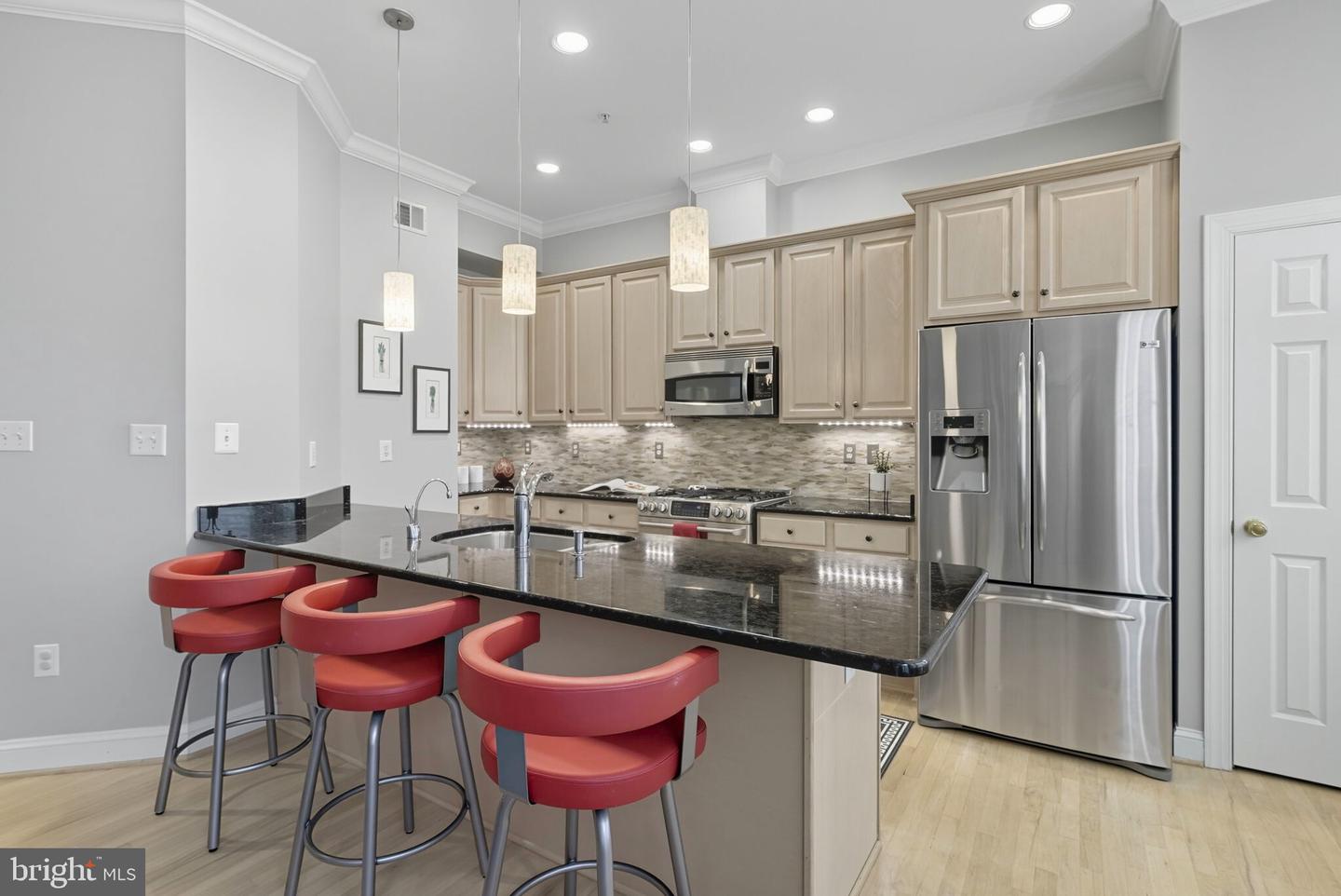 1044 N STAFFORD ST, ARLINGTON, Virginia 22201, 4 Bedrooms Bedrooms, ,3 BathroomsBathrooms,Residential,For sale,1044 N STAFFORD ST,VAAR2064090 MLS # VAAR2064090