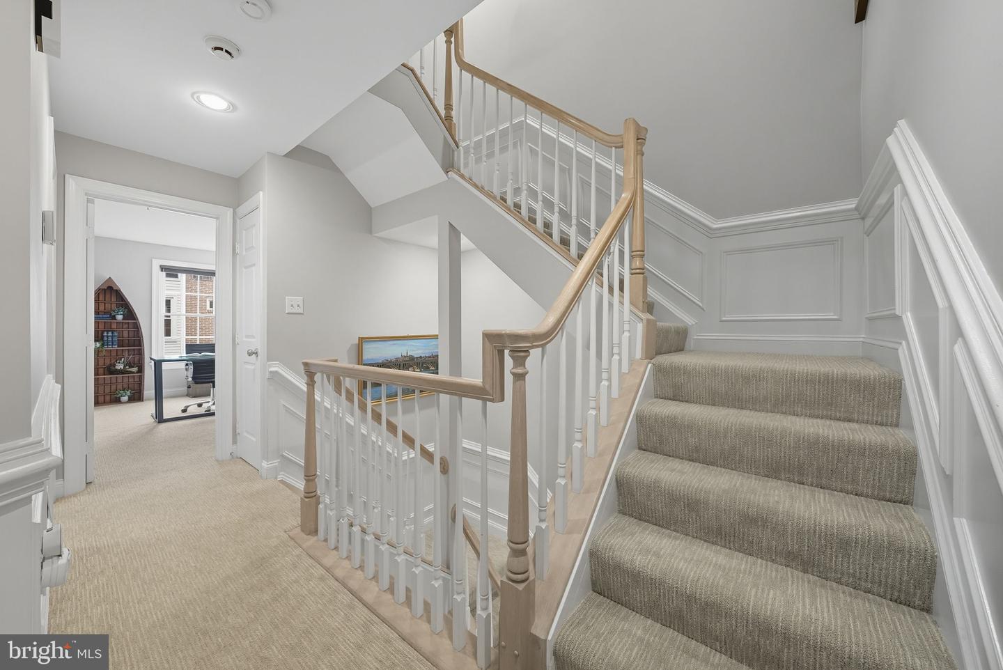 1044 N STAFFORD ST, ARLINGTON, Virginia 22201, 4 Bedrooms Bedrooms, ,3 BathroomsBathrooms,Residential,For sale,1044 N STAFFORD ST,VAAR2064090 MLS # VAAR2064090