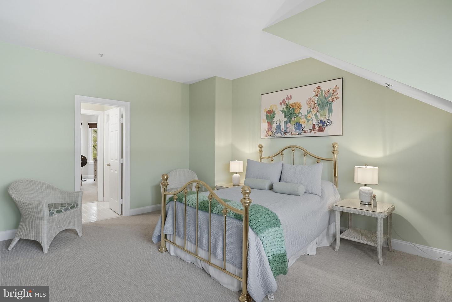 1044 N STAFFORD ST, ARLINGTON, Virginia 22201, 4 Bedrooms Bedrooms, ,3 BathroomsBathrooms,Residential,For sale,1044 N STAFFORD ST,VAAR2064090 MLS # VAAR2064090