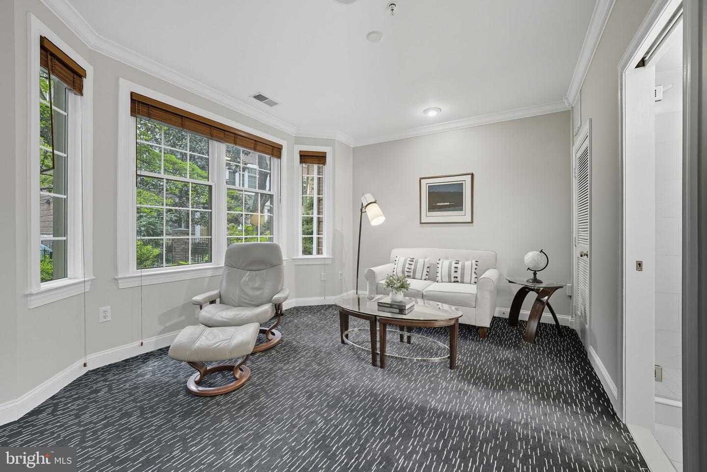1044 N STAFFORD ST, ARLINGTON, Virginia 22201, 4 Bedrooms Bedrooms, ,3 BathroomsBathrooms,Residential,For sale,1044 N STAFFORD ST,VAAR2064090 MLS # VAAR2064090