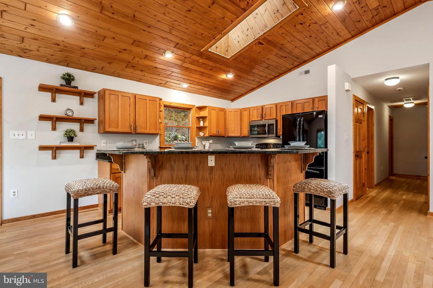 2906 RODGERS TER, HAYMARKET, Virginia 20169, 3 Bedrooms Bedrooms, ,3 BathroomsBathrooms,Residential,For sale,2906 RODGERS TER,VAPW2104622 MLS # VAPW2104622